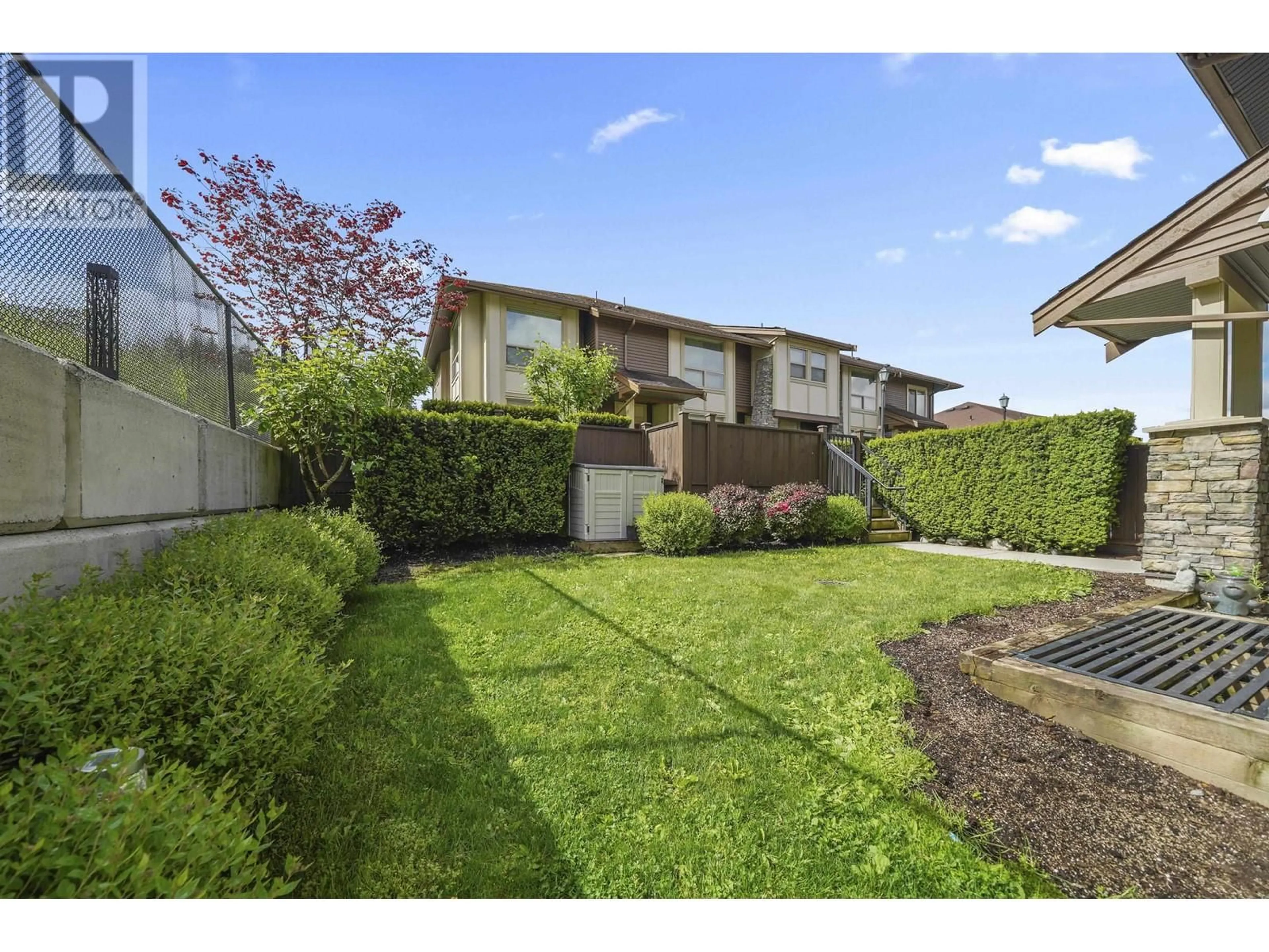 A pic from outside/outdoor area/front of a property/back of a property/a pic from drone, street for 10 - 10550 248TH STREET, Maple Ridge British Columbia V2W0H9