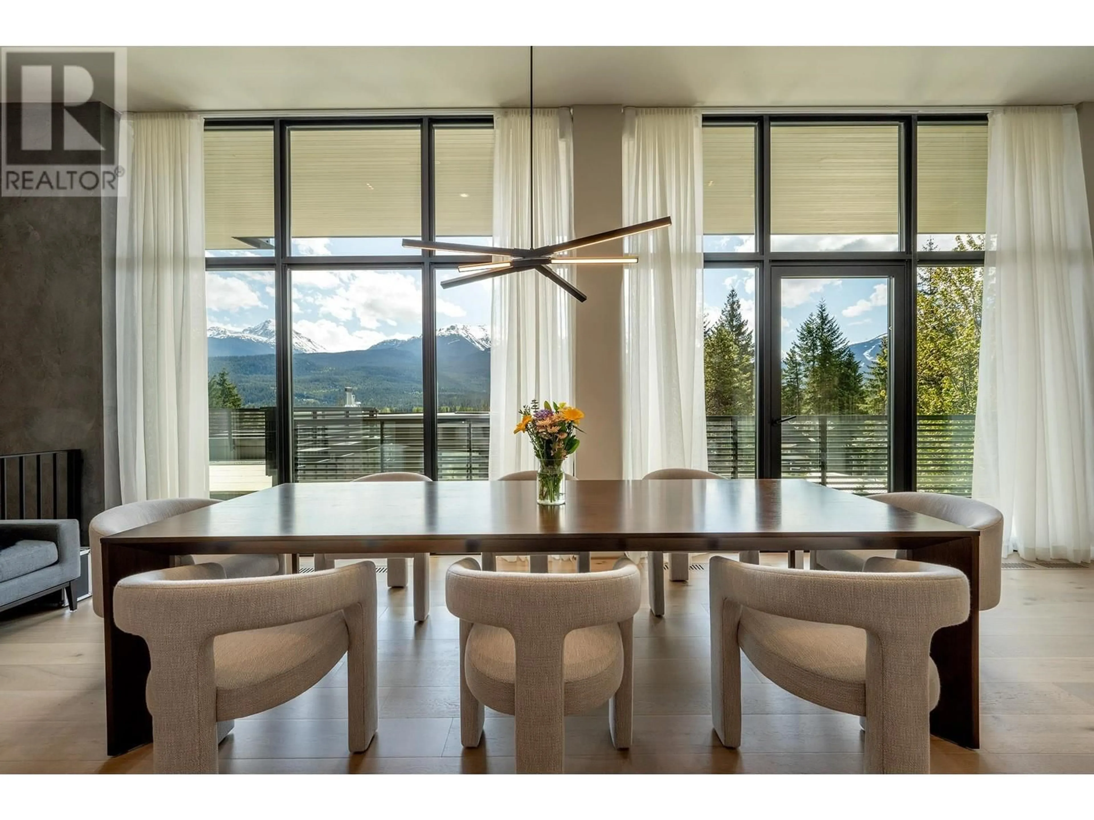 Dining room, unknown for 8504 DRIFTER WAY, Whistler British Columbia V8E0G2