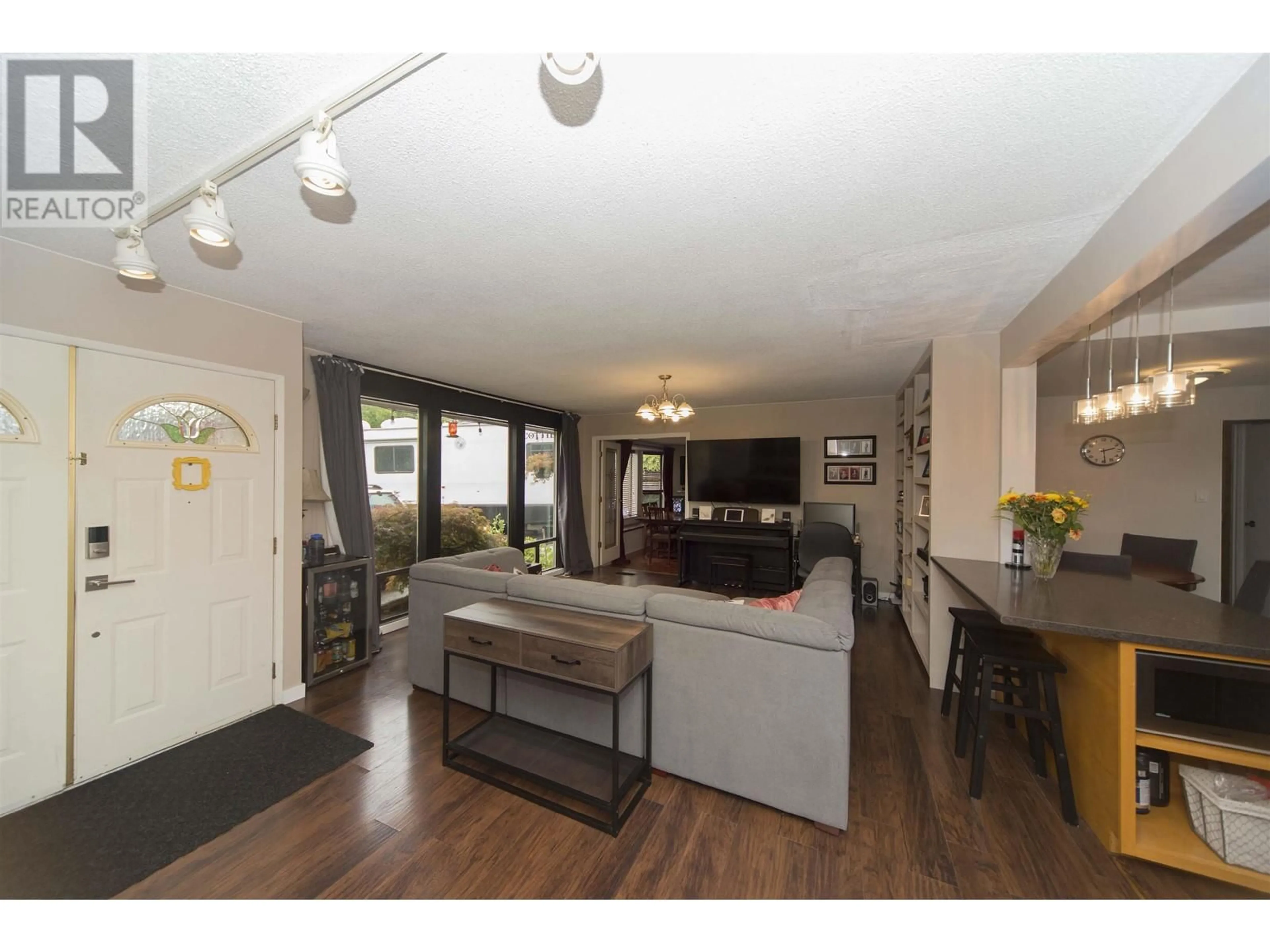 Unknown for 8660 BAIRDMORE CRESCENT, Richmond British Columbia V7C1M7