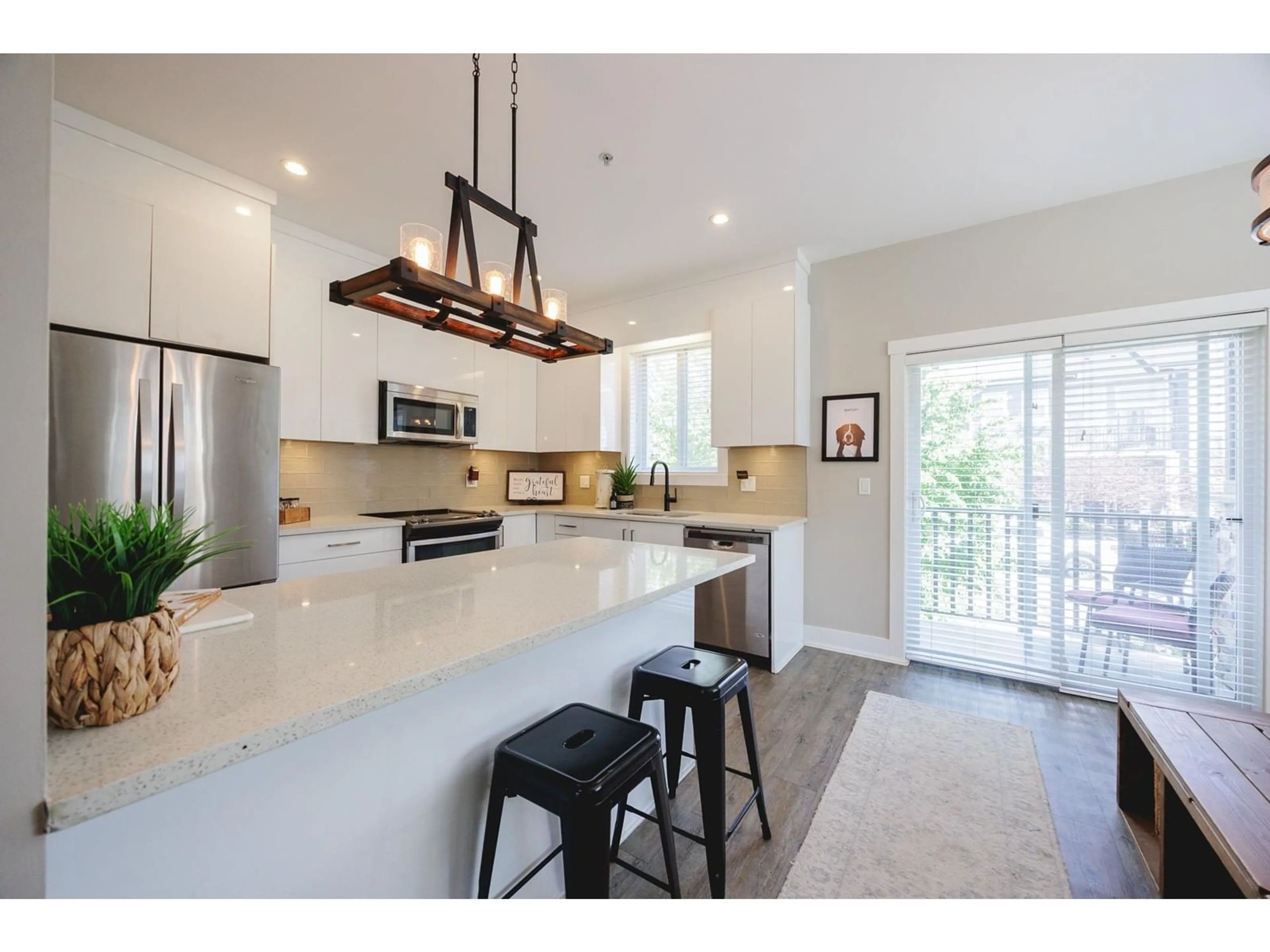 Open concept kitchen, unknown for 94 - 20860 76, Langley British Columbia V2Y0S8