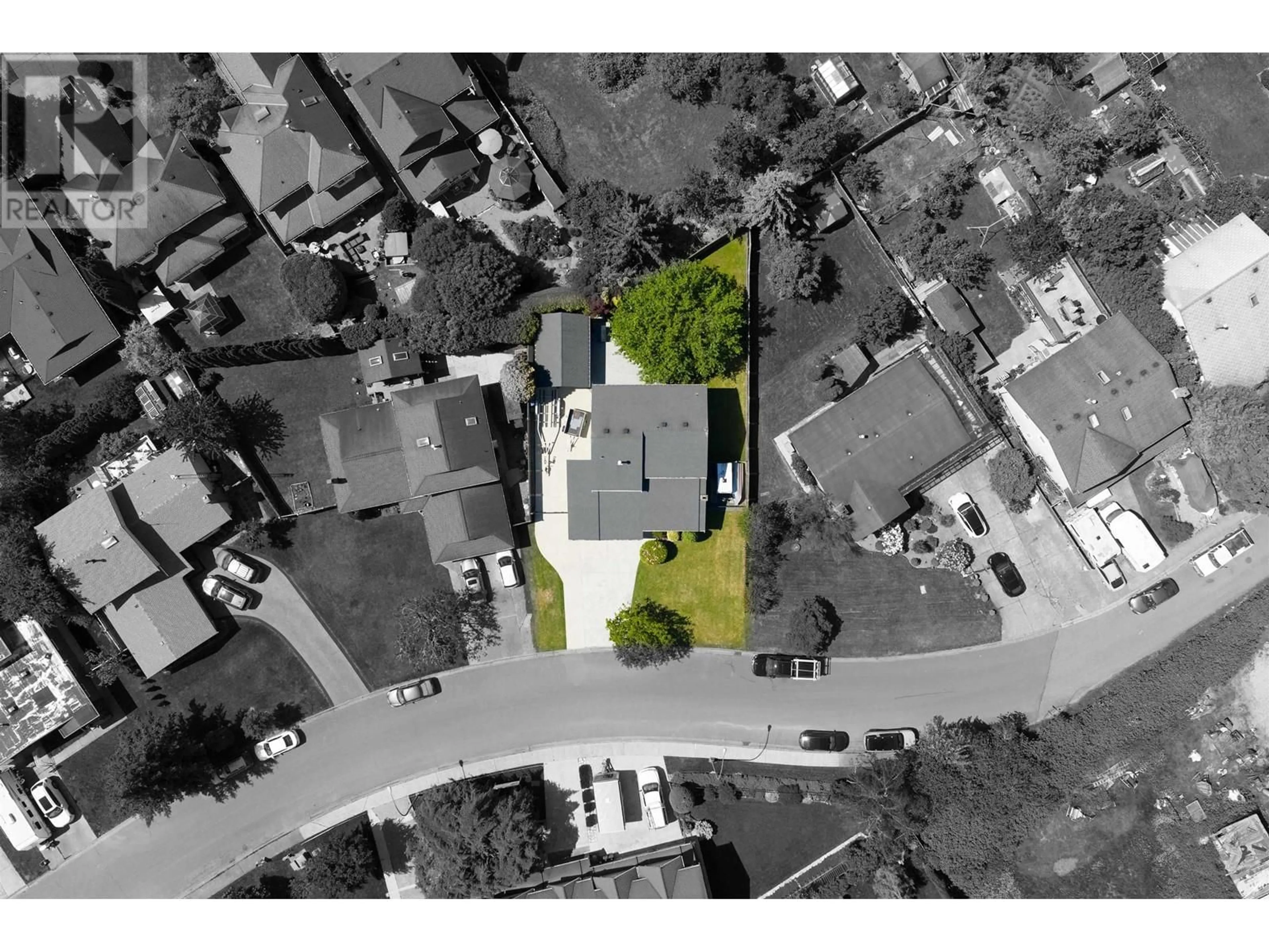 A pic from outside/outdoor area/front of a property/back of a property/a pic from drone, street for 5023 56 STREET, Ladner British Columbia V4K3C3