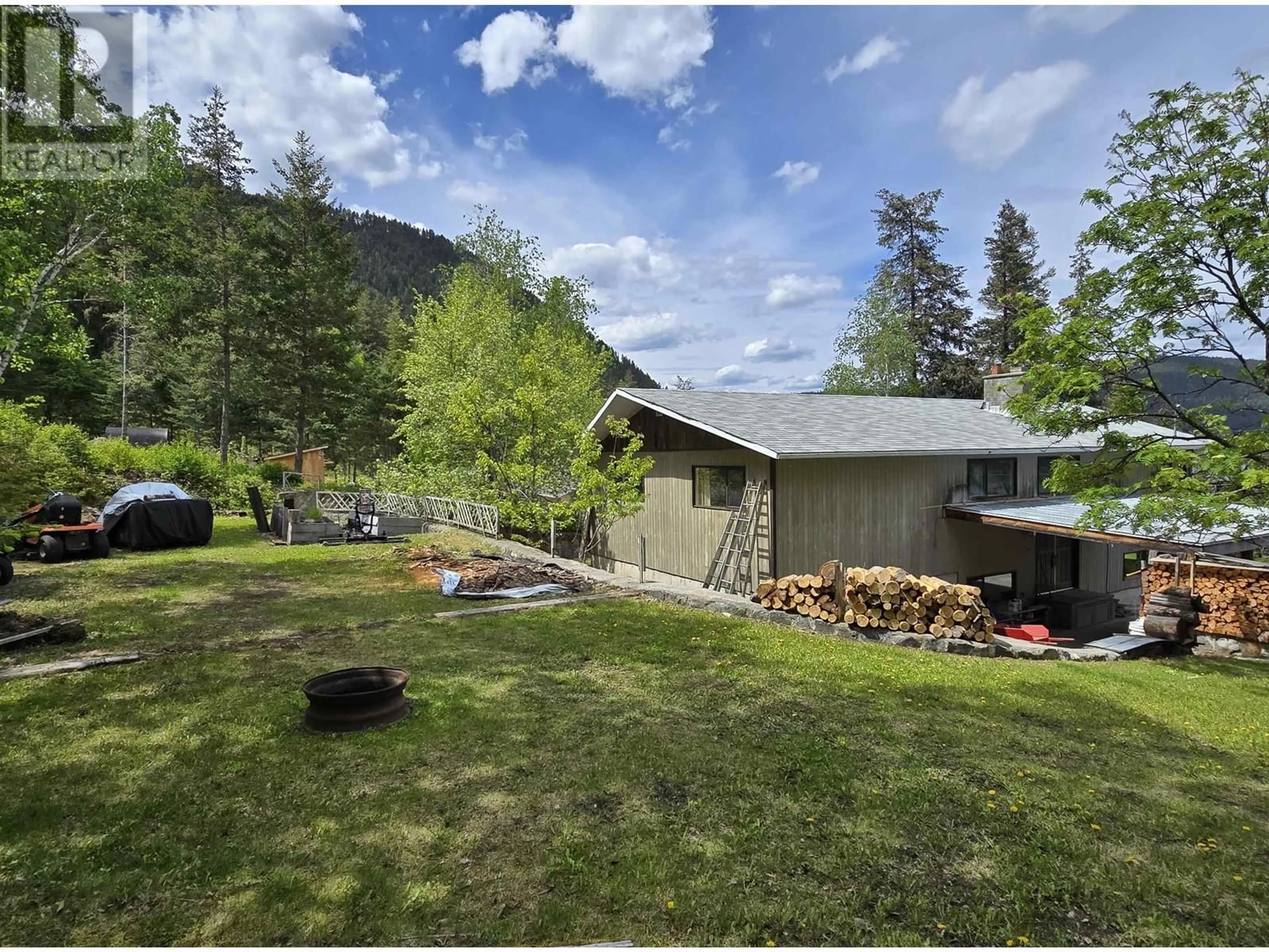 Unknown for 1963 SOUTH LAKESIDE DRIVE, Williams Lake British Columbia V2G5G1