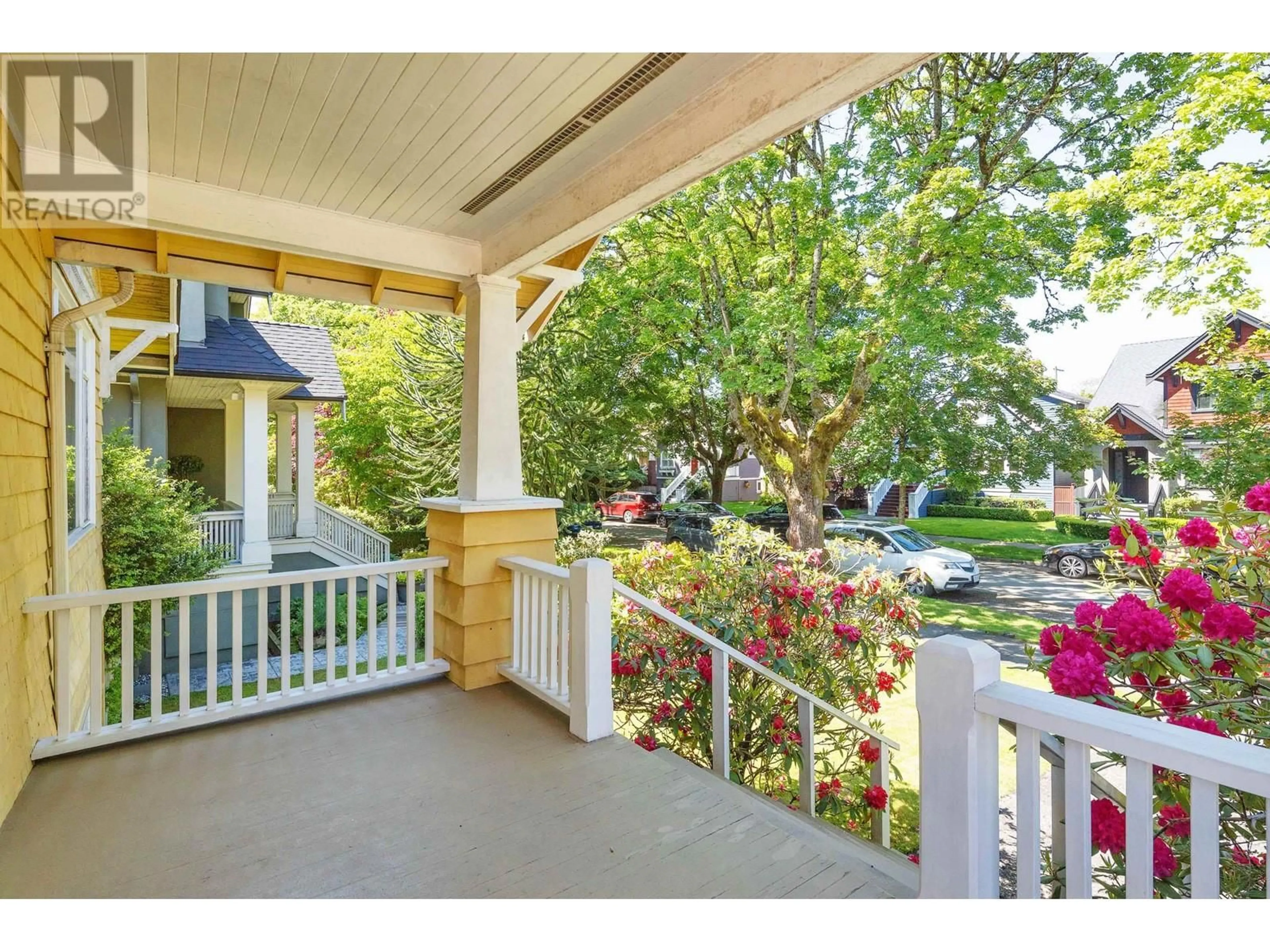Unknown for 3136 11TH AVENUE, Vancouver British Columbia V6K2M7