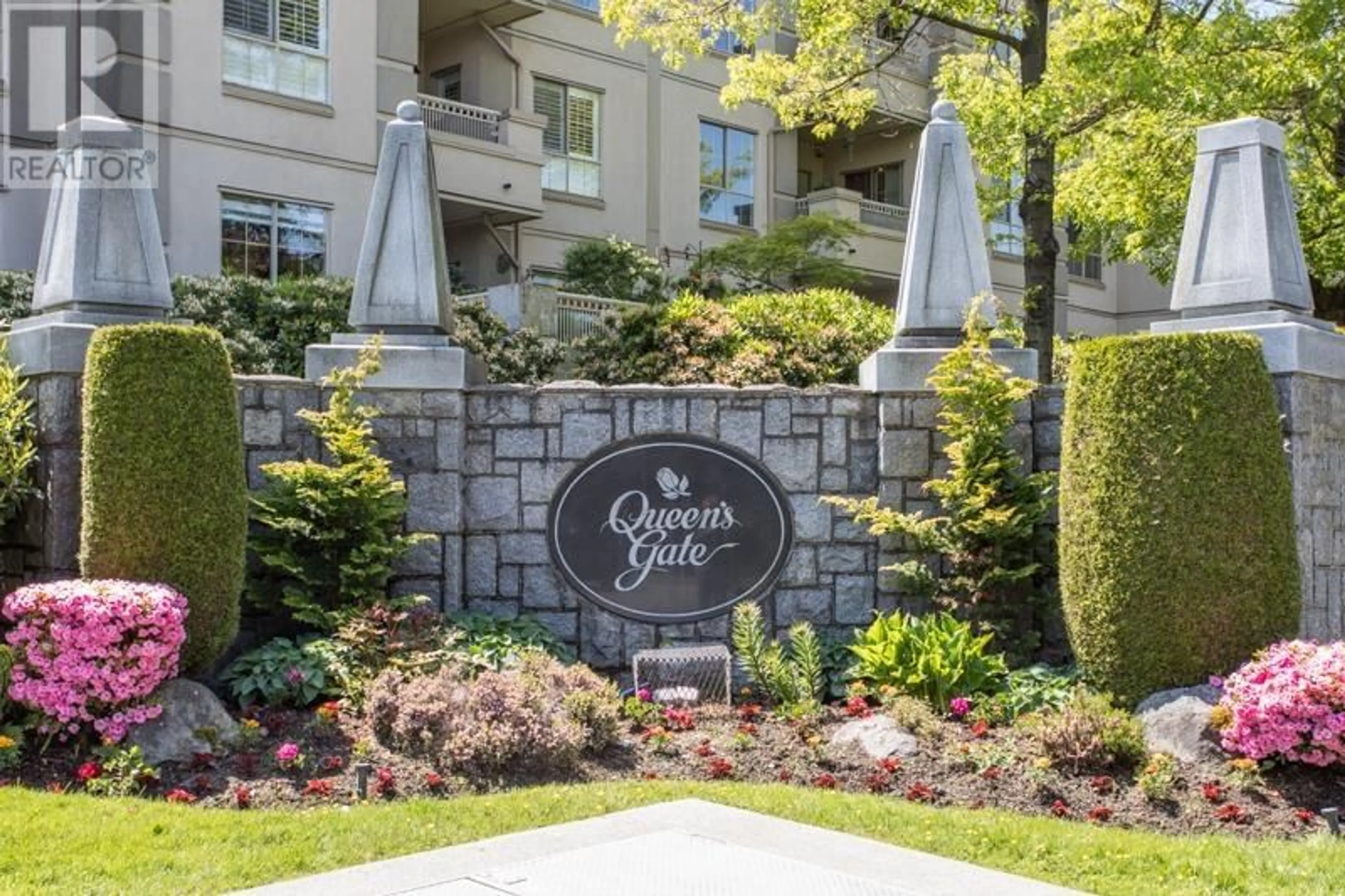 Indoor foyer for 211 - 8580 GENERAL CURRIE ROAD, Richmond British Columbia V6Y3V5