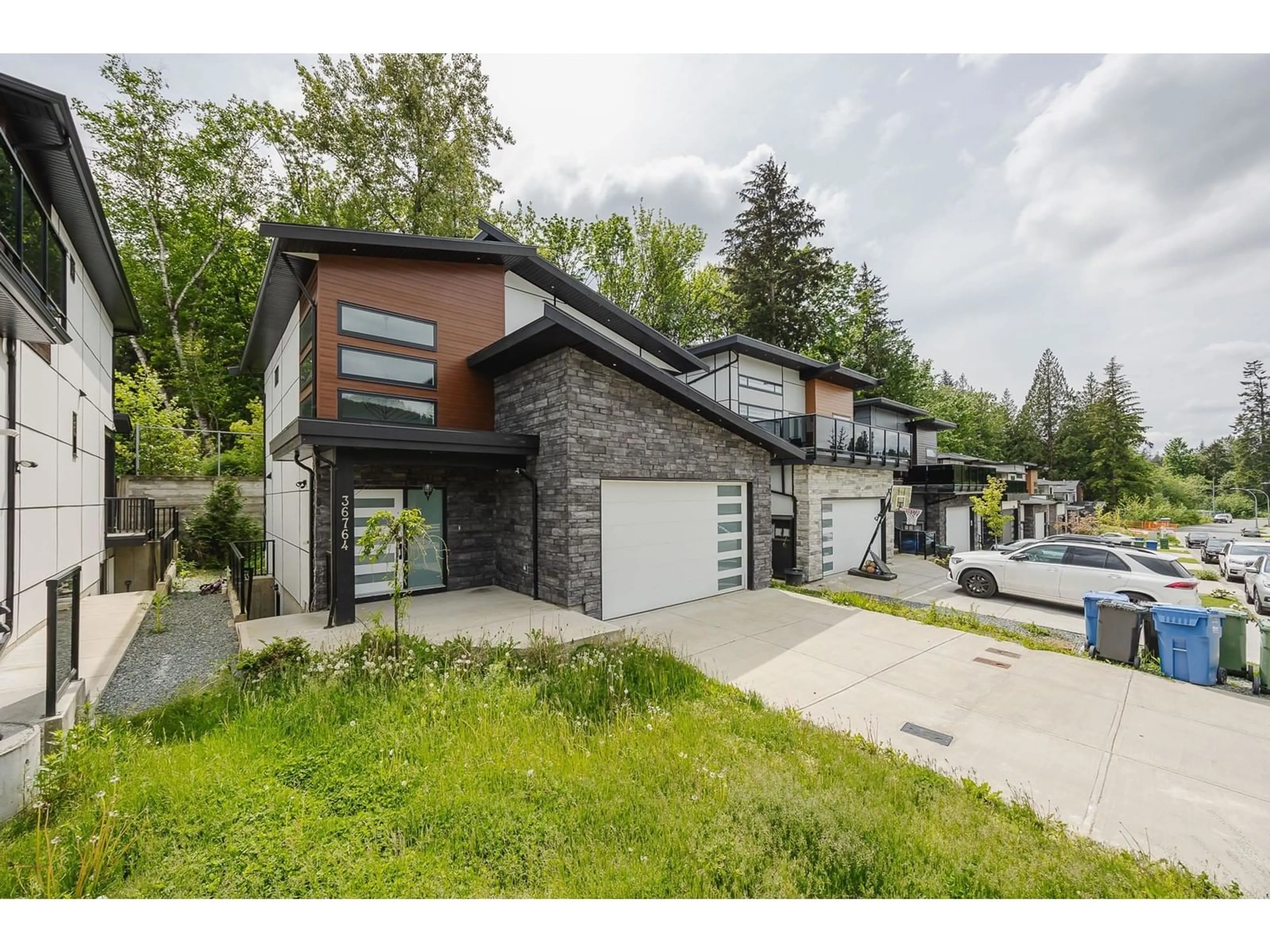 Home with brick exterior material, street for 36764 DIANNE BROOK, Abbotsford British Columbia V3G0H4
