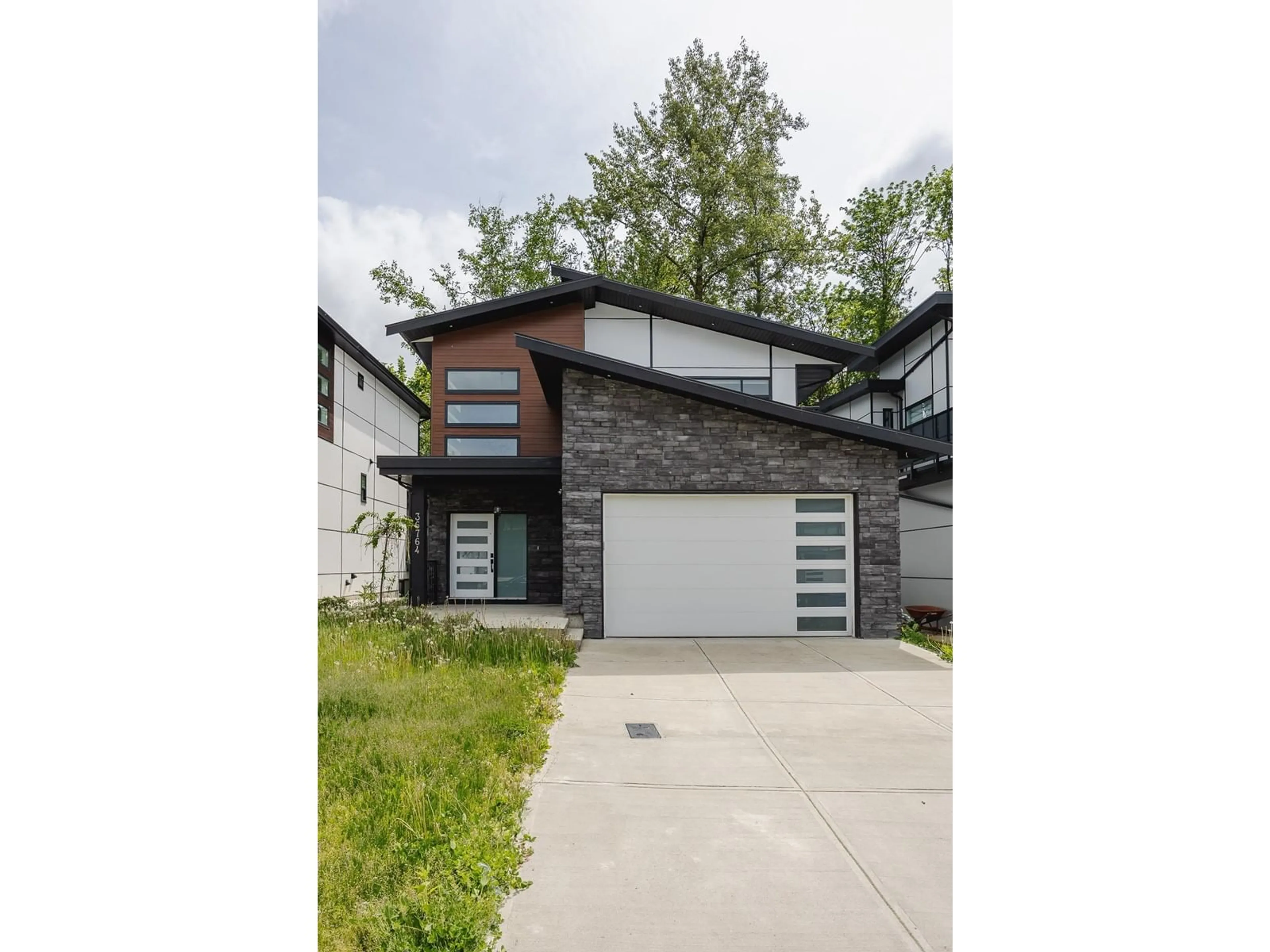 Home with brick exterior material, street for 36764 DIANNE BROOK, Abbotsford British Columbia V3G0H4