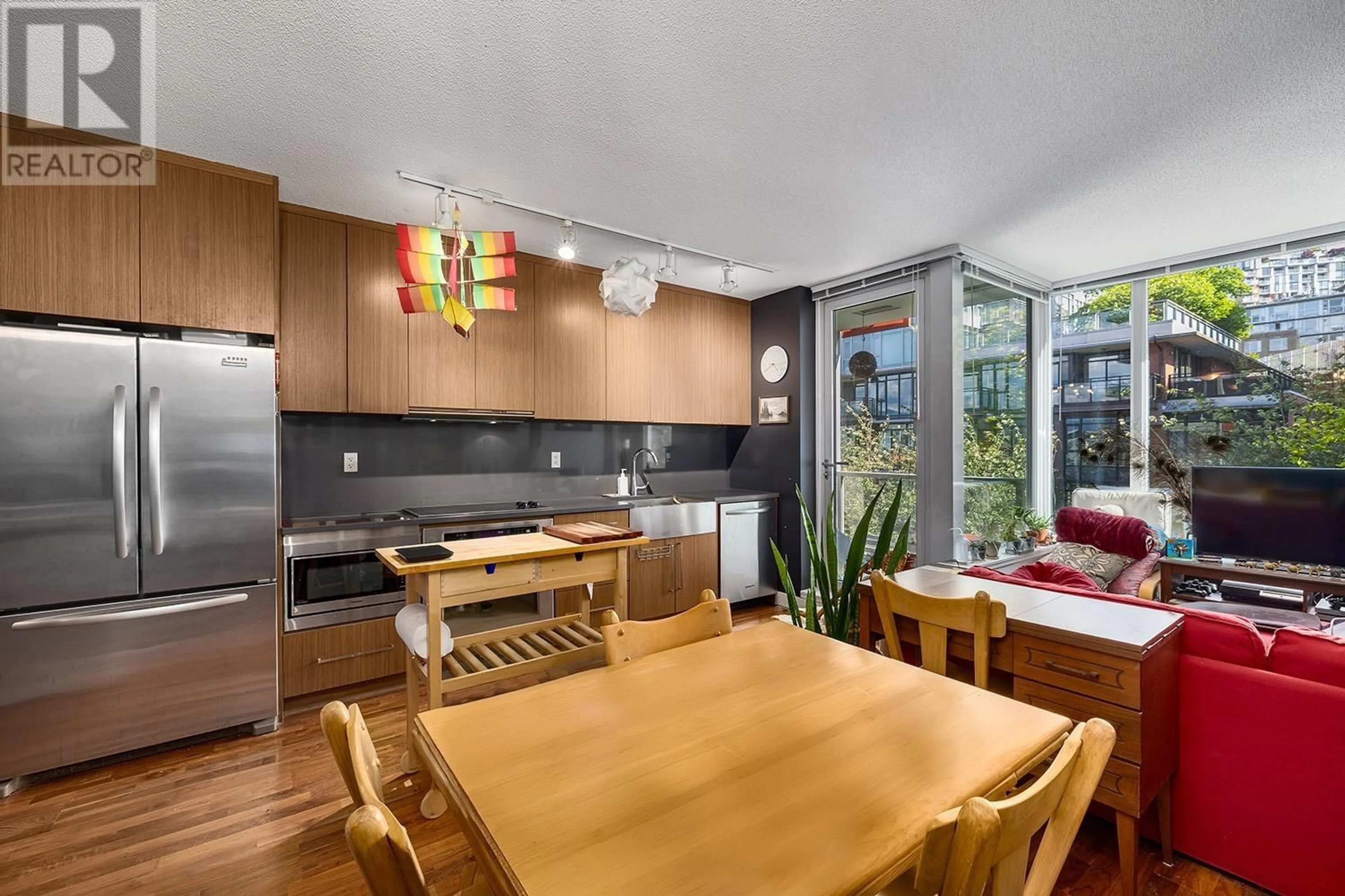 Open concept kitchen, unknown for 504 - 251 7TH AVENUE, Vancouver British Columbia V5T0B9