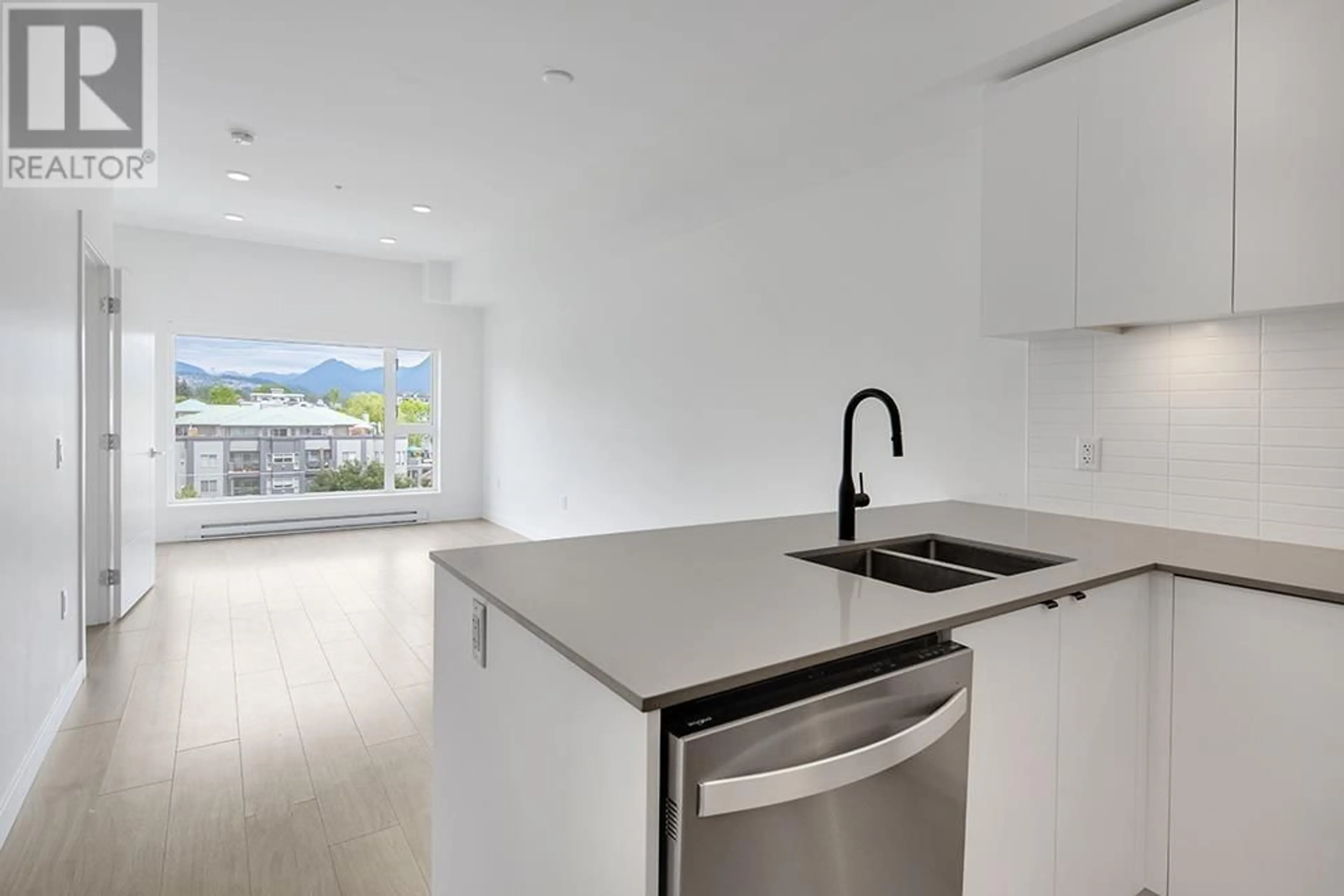 Open concept kitchen, unknown for 408 - 2345 RINDALL AVENUE, Port Coquitlam British Columbia V3C1V3