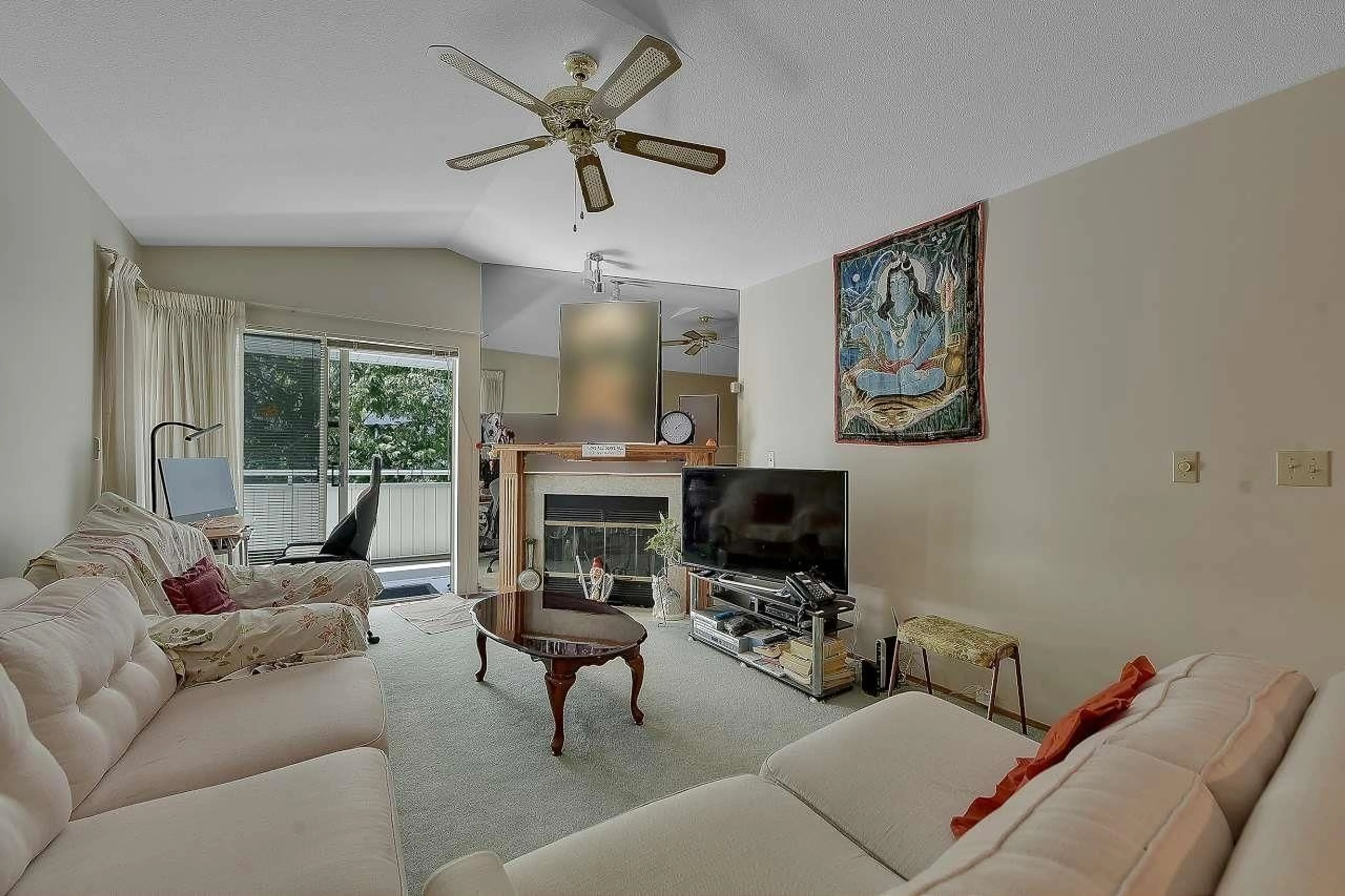 Living room with furniture, unknown for 204 - 7156 121, Surrey British Columbia V3W0J6