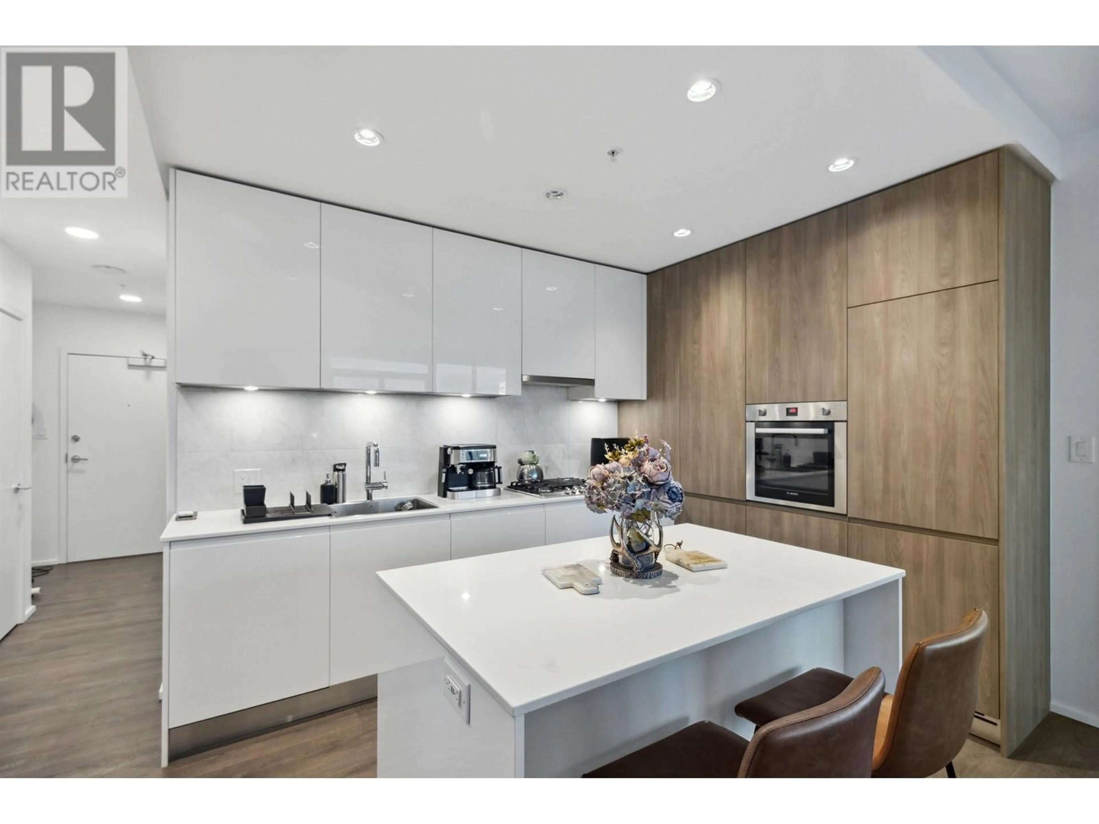 Contemporary kitchen, wood/laminate floor for 4911 - 4650 BRENTWOOD BOULEVARD, Burnaby British Columbia V5C0M3