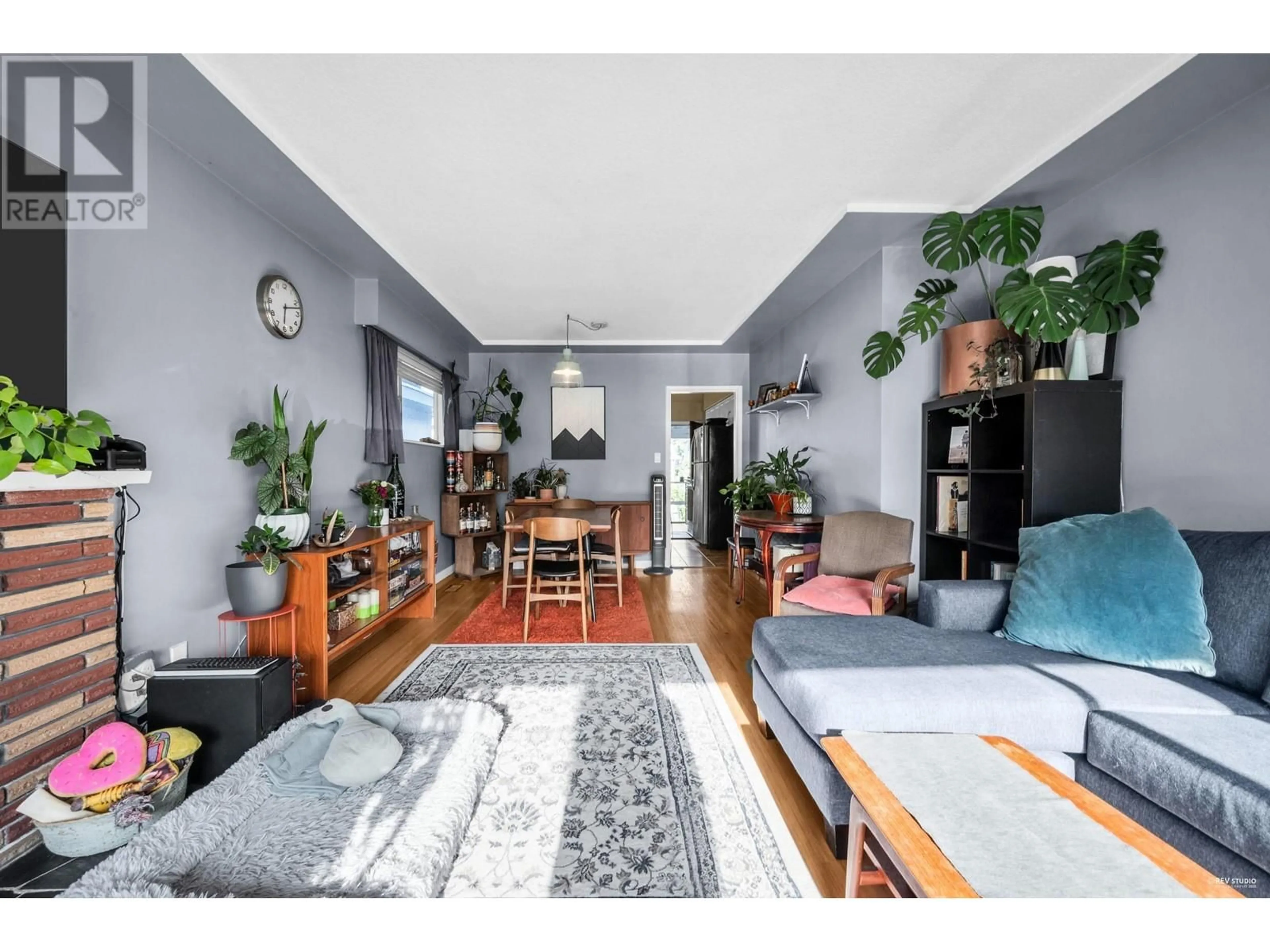 Living room with furniture, unknown for 5882 BERKELEY STREET, Vancouver British Columbia V5R3H2