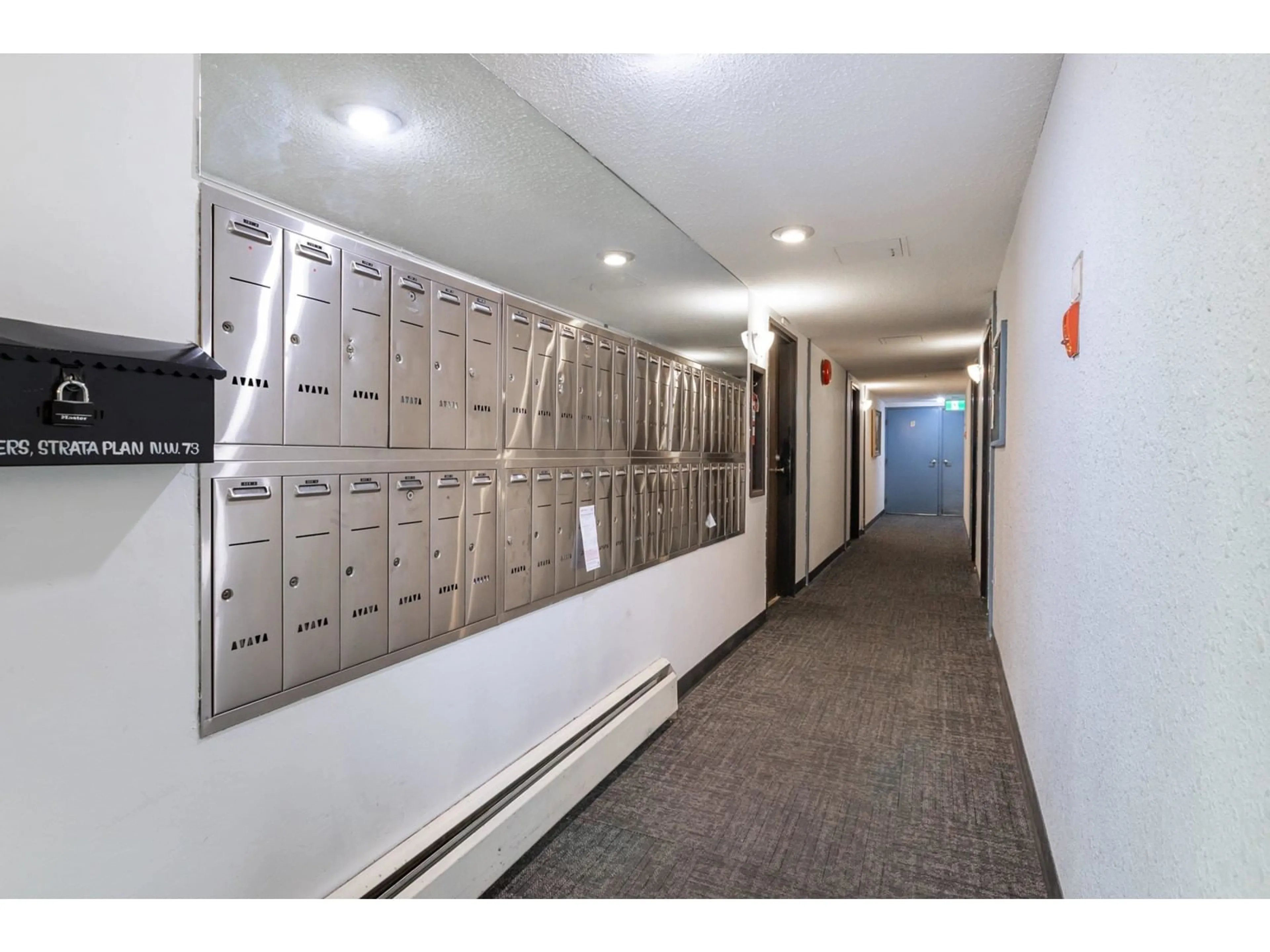 Indoor foyer for 221A - 8635 120, Delta British Columbia V4C6R5