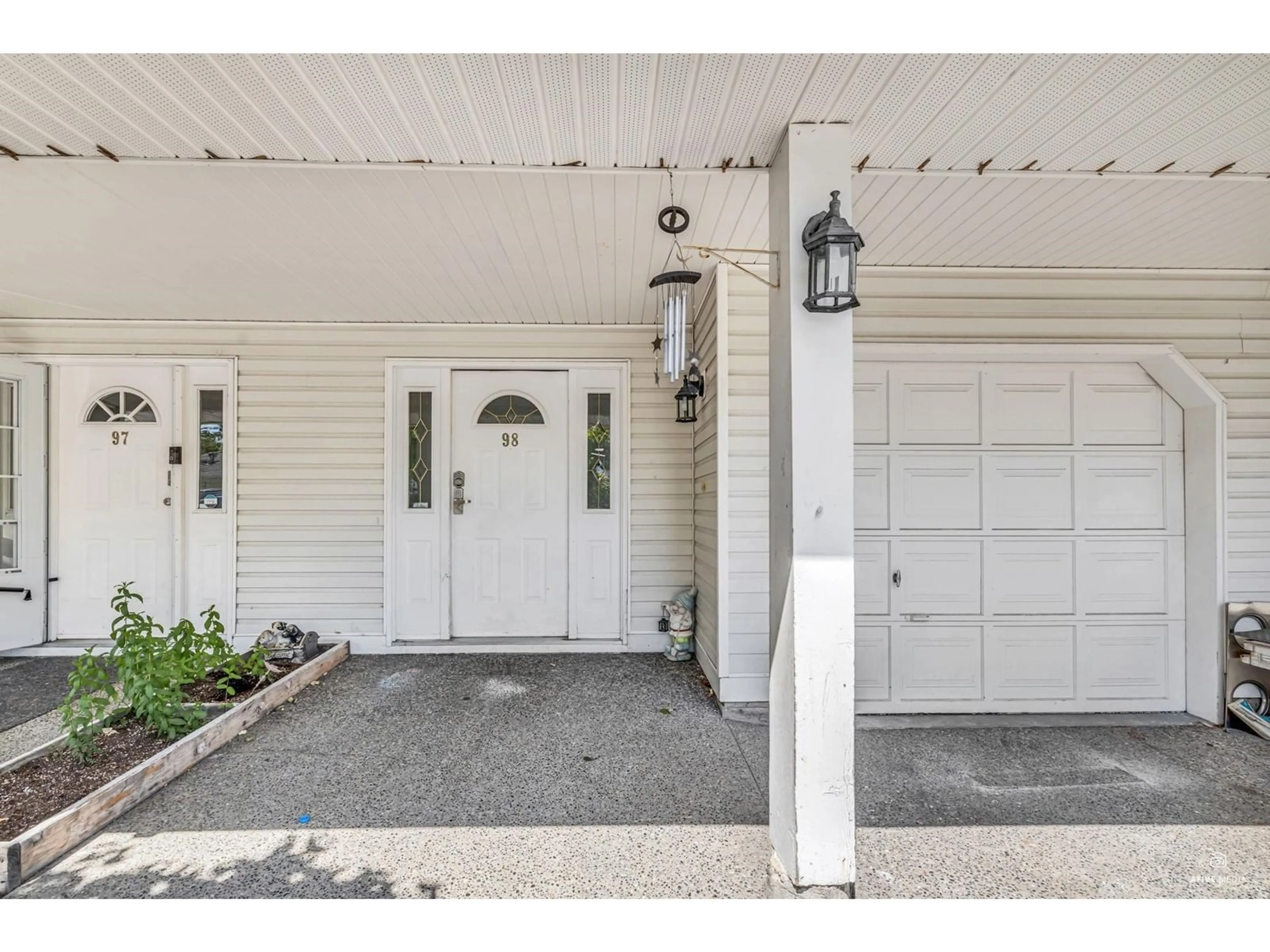 Indoor entryway for 98 - 7955 122, Surrey British Columbia V3W4T4