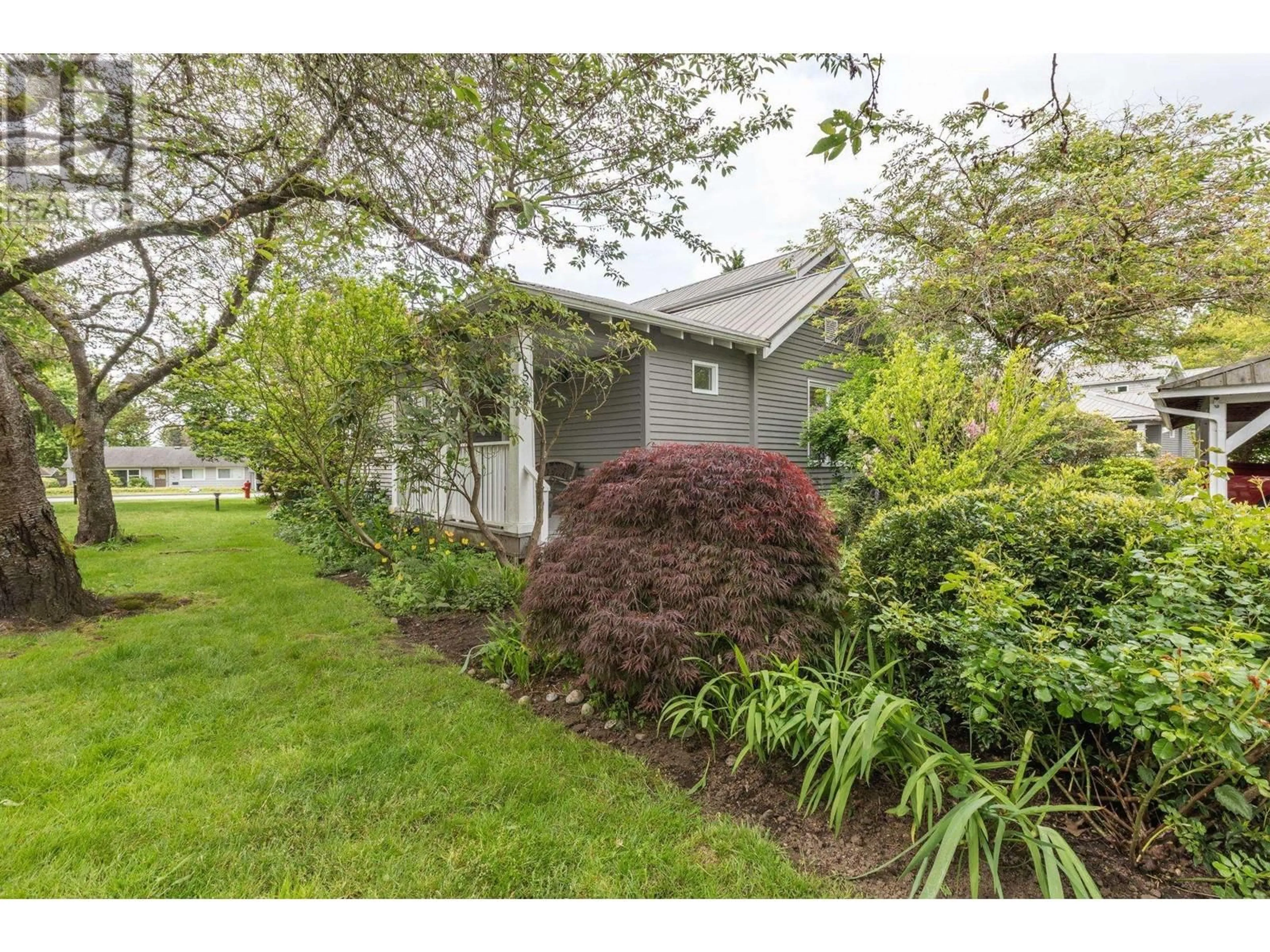 Unknown for 1589 BOWSER AVENUE, North Vancouver British Columbia V7P2Y4