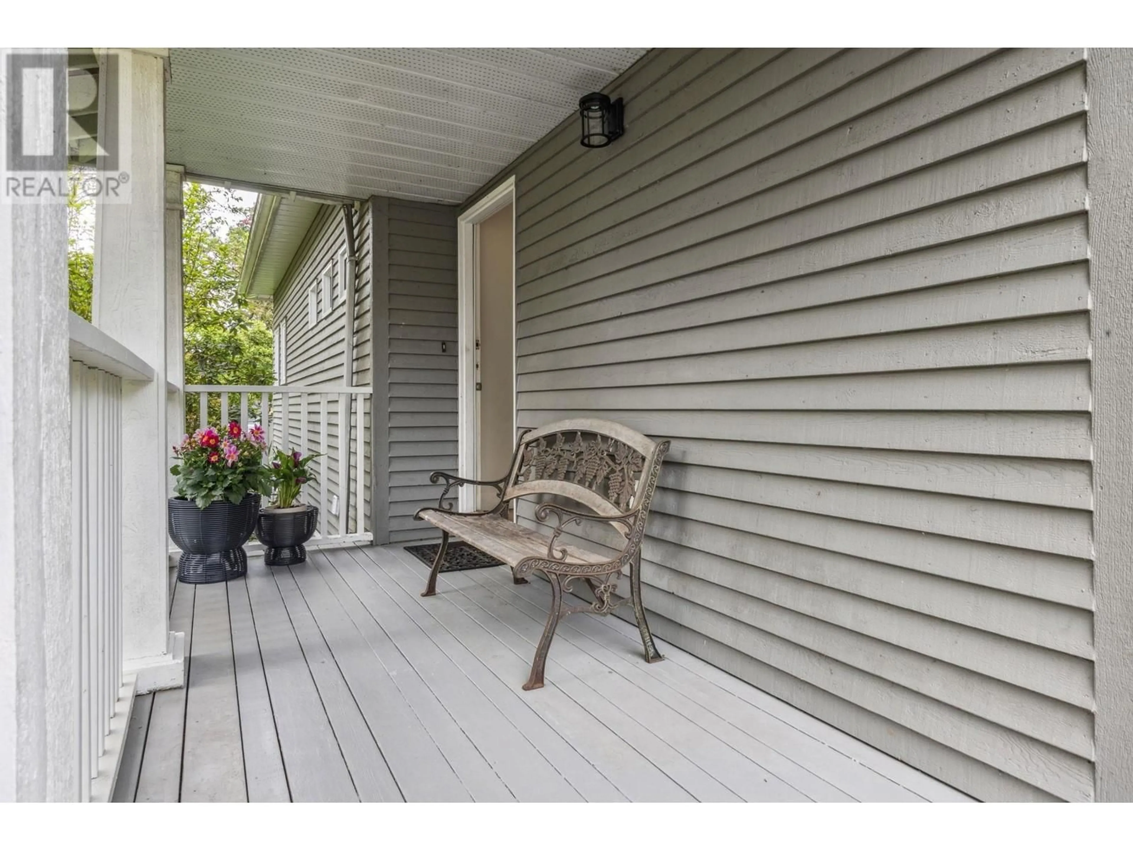 Unknown for 1589 BOWSER AVENUE, North Vancouver British Columbia V7P2Y4