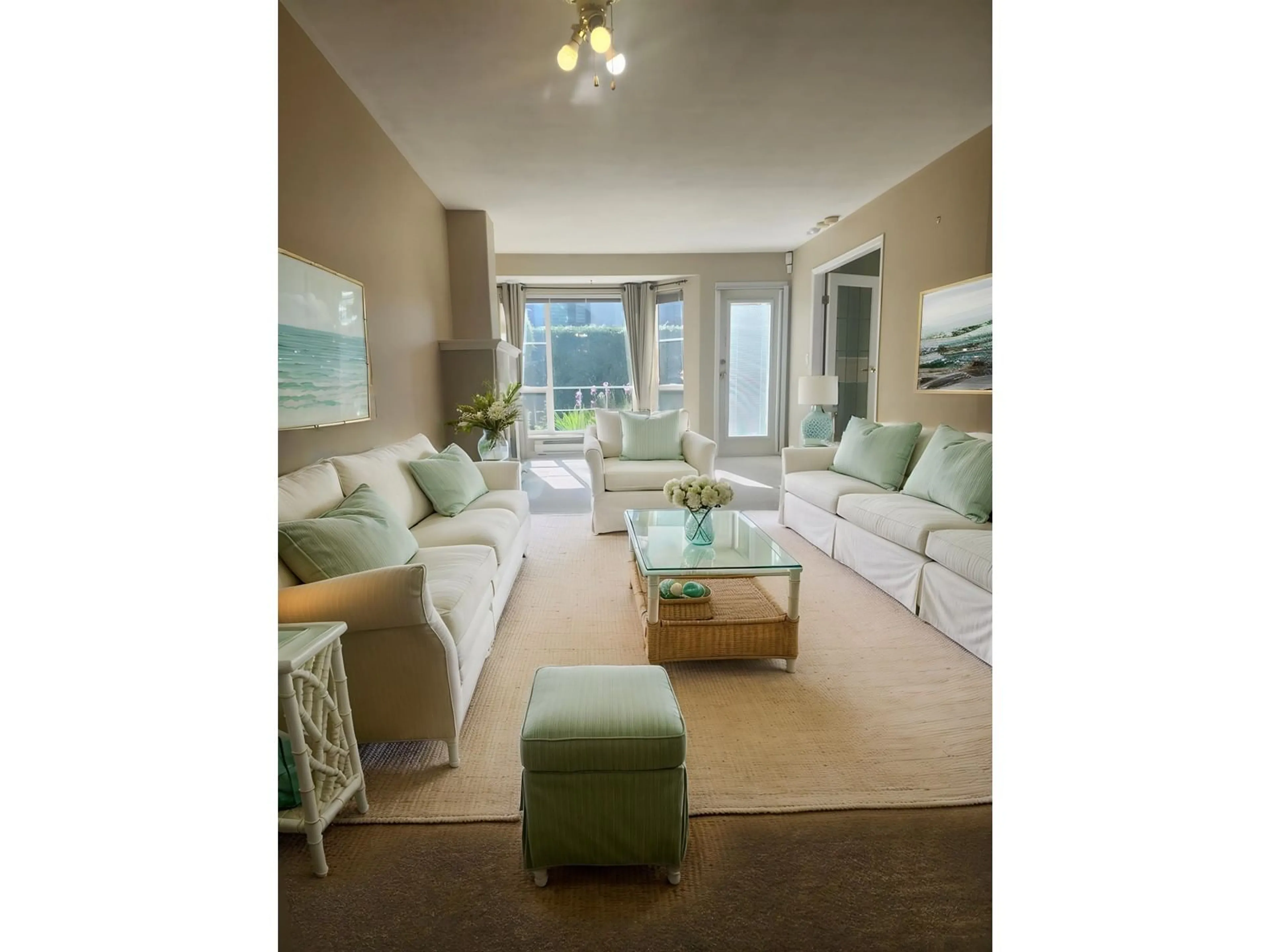 Living room with furniture, unknown for 13 - 7127 124, Surrey British Columbia V3W3W9