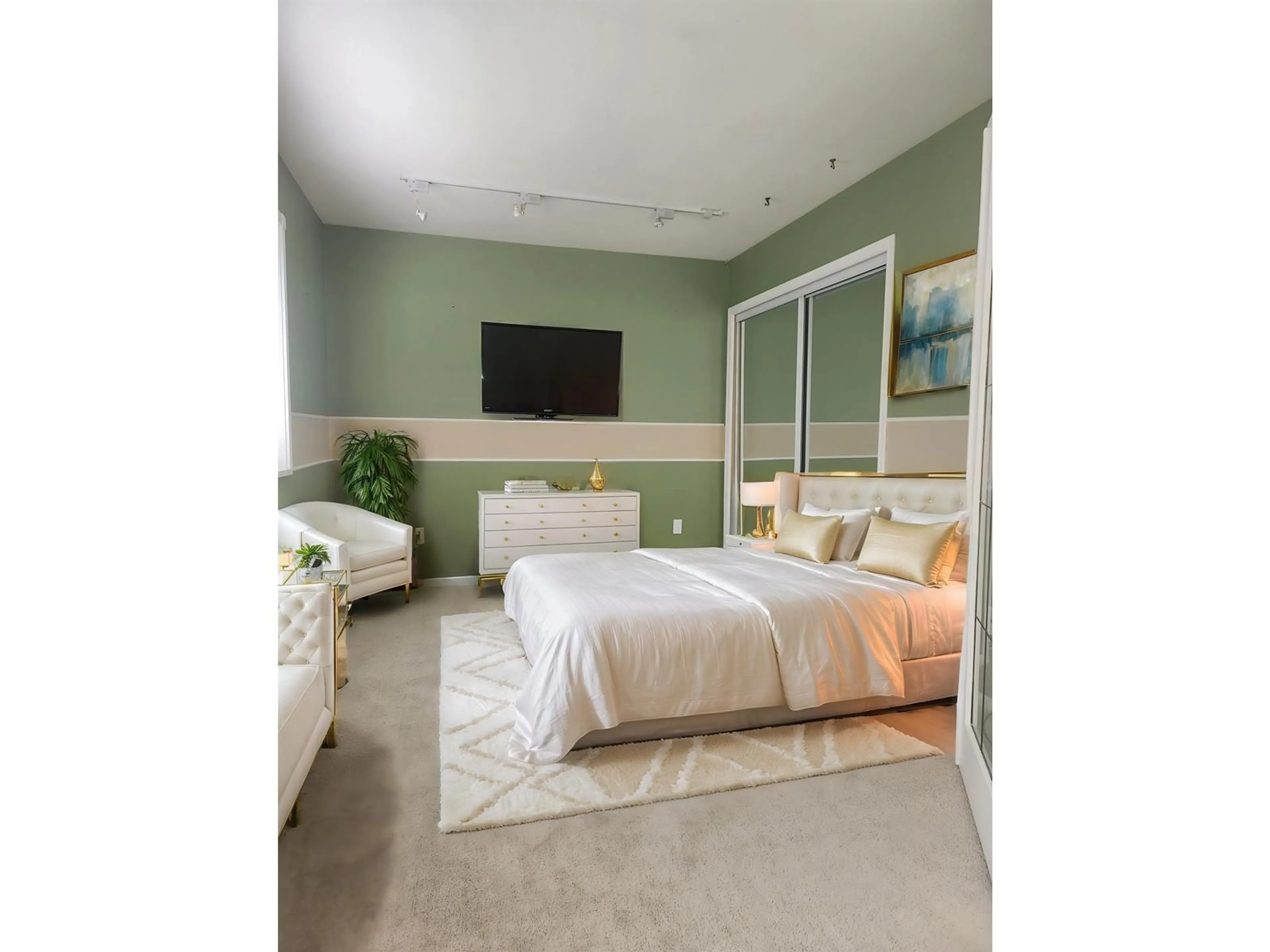 A pic of a room for 13 - 7127 124, Surrey British Columbia V3W3W9