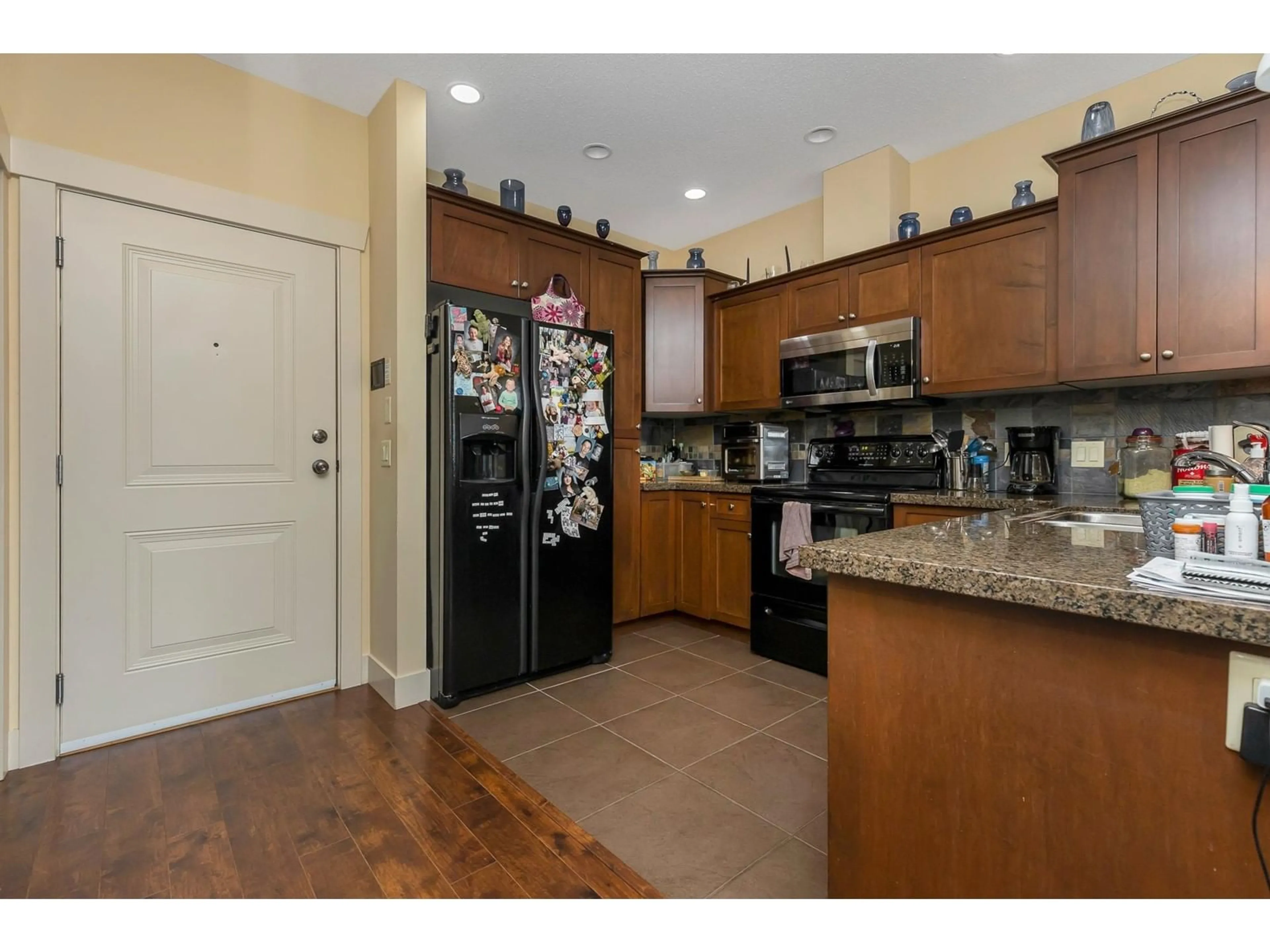 Unknown for 404 - 45615 BRETT AVENUE, Chilliwack British Columbia V2P1P1