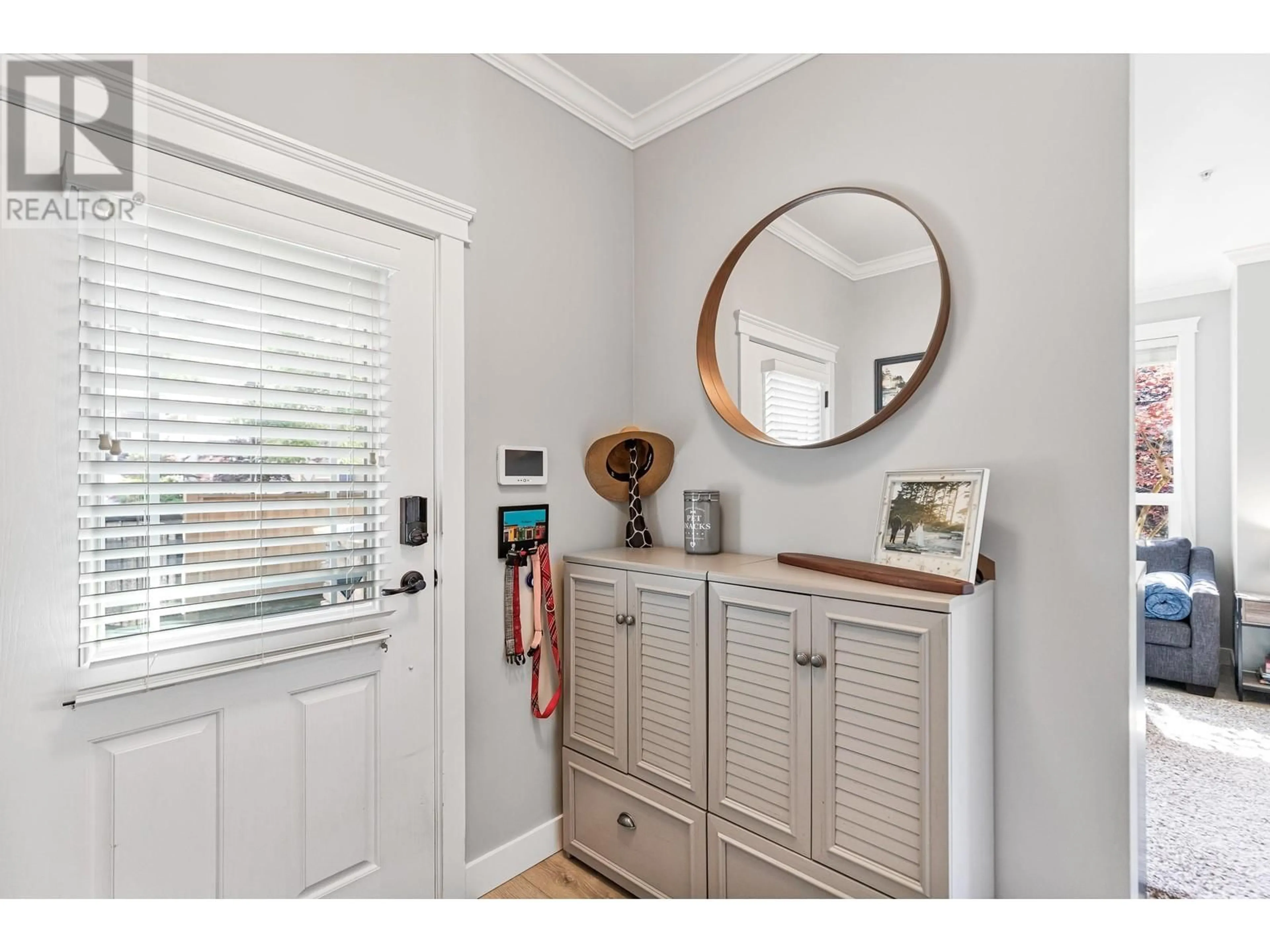 Indoor entryway for 30 - 10480 248 STREET, Maple Ridge British Columbia V2W0J4