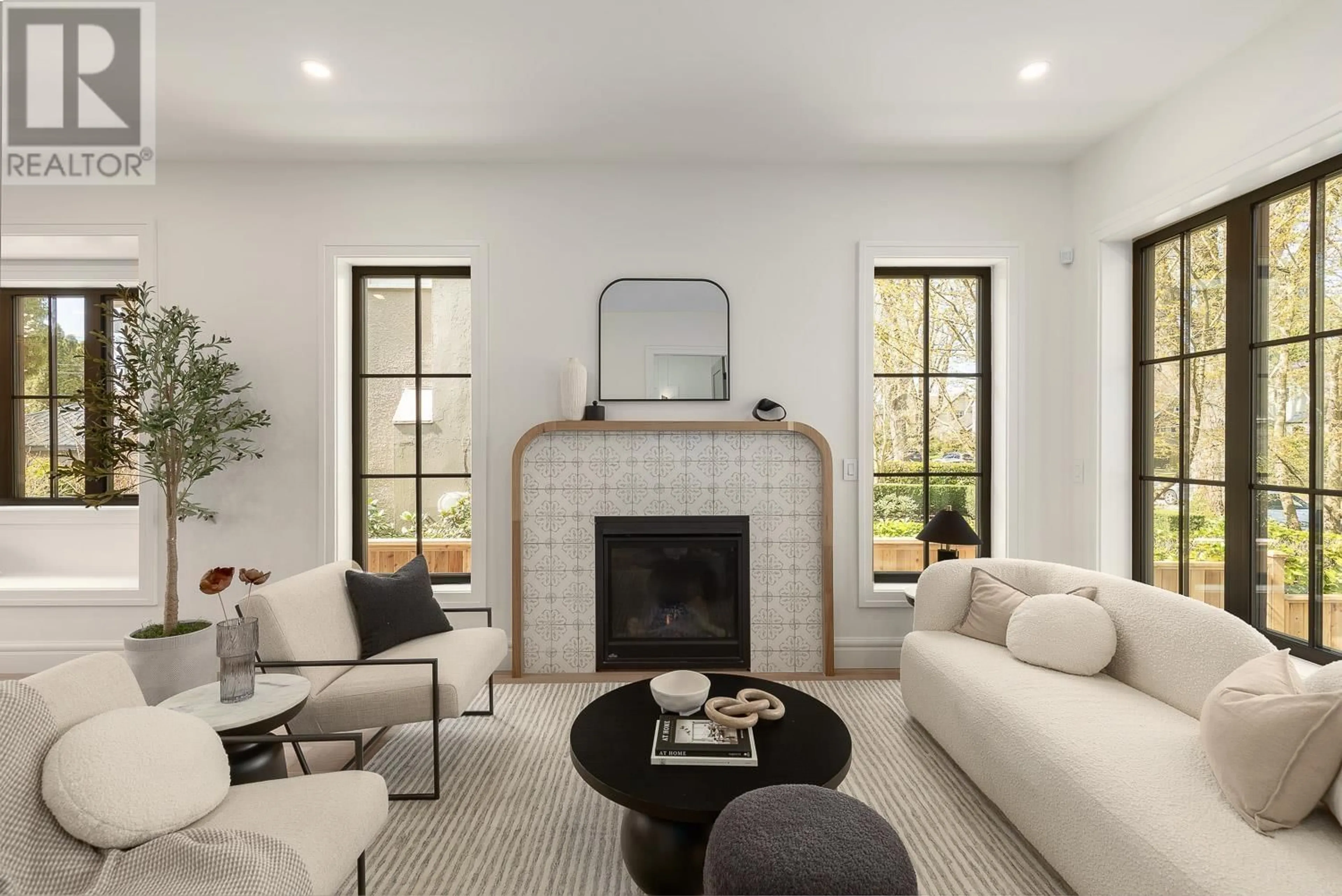 Living room with furniture, ceramic/tile floor for 3028 32ND AVENUE, Vancouver British Columbia V6L2C1