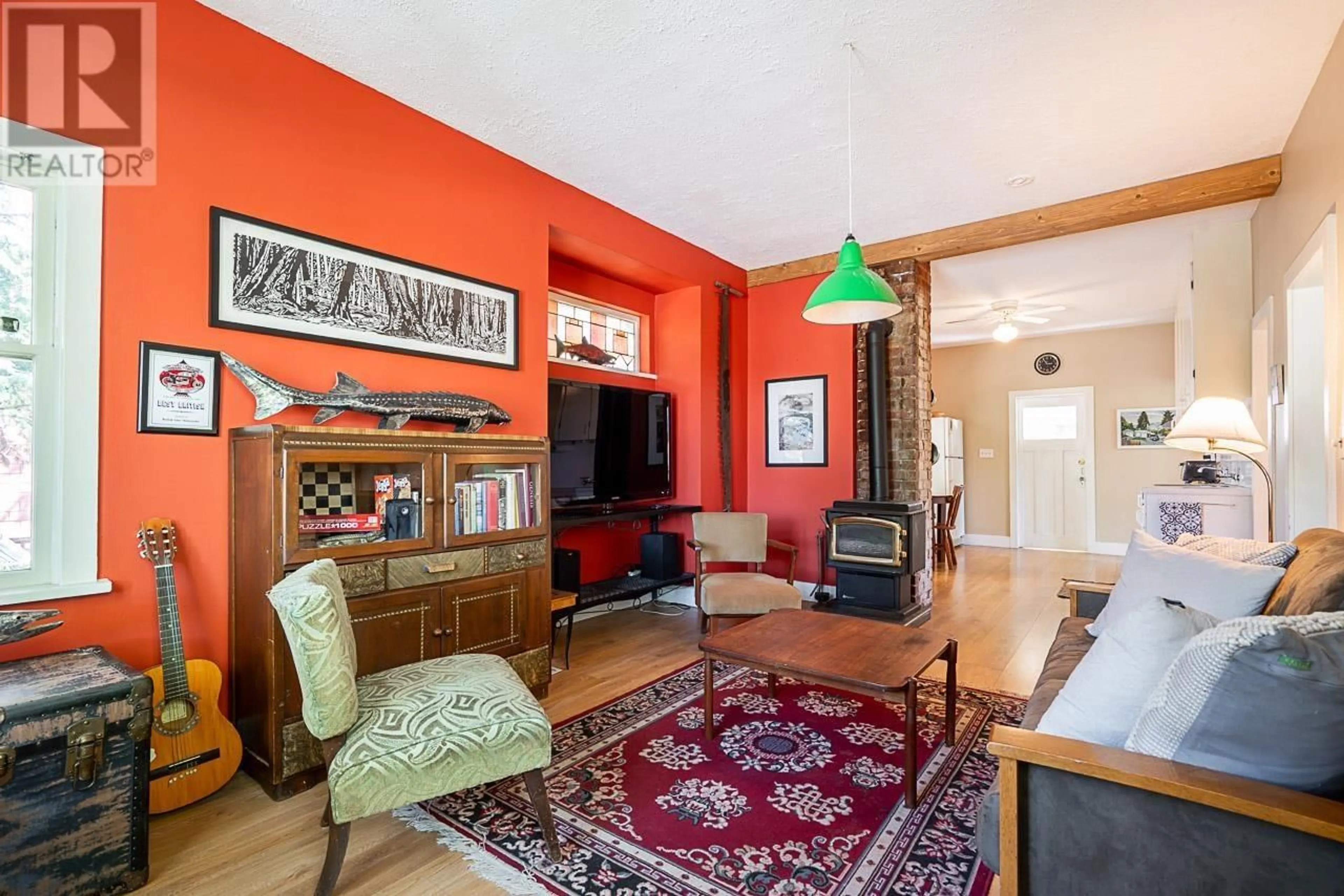 Living room with furniture, unknown for 3336 GEORGIA STREET, Vancouver British Columbia V5K2L4