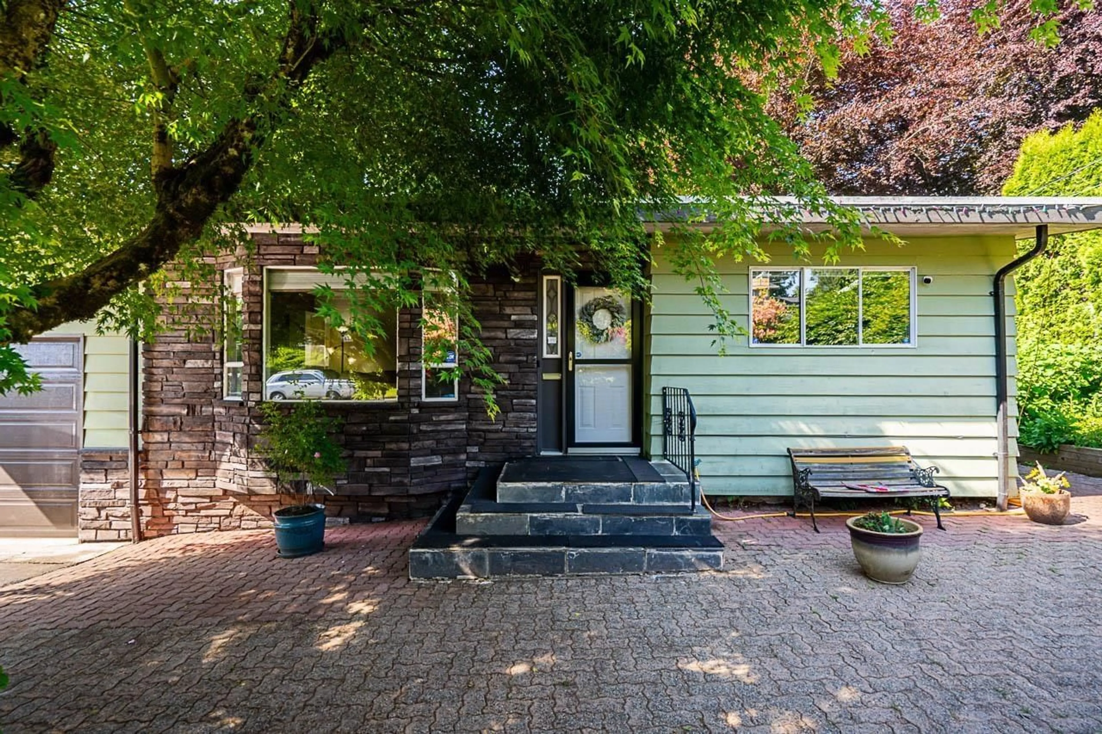 Unknown for 34455 ETON, Abbotsford British Columbia V2S4W4