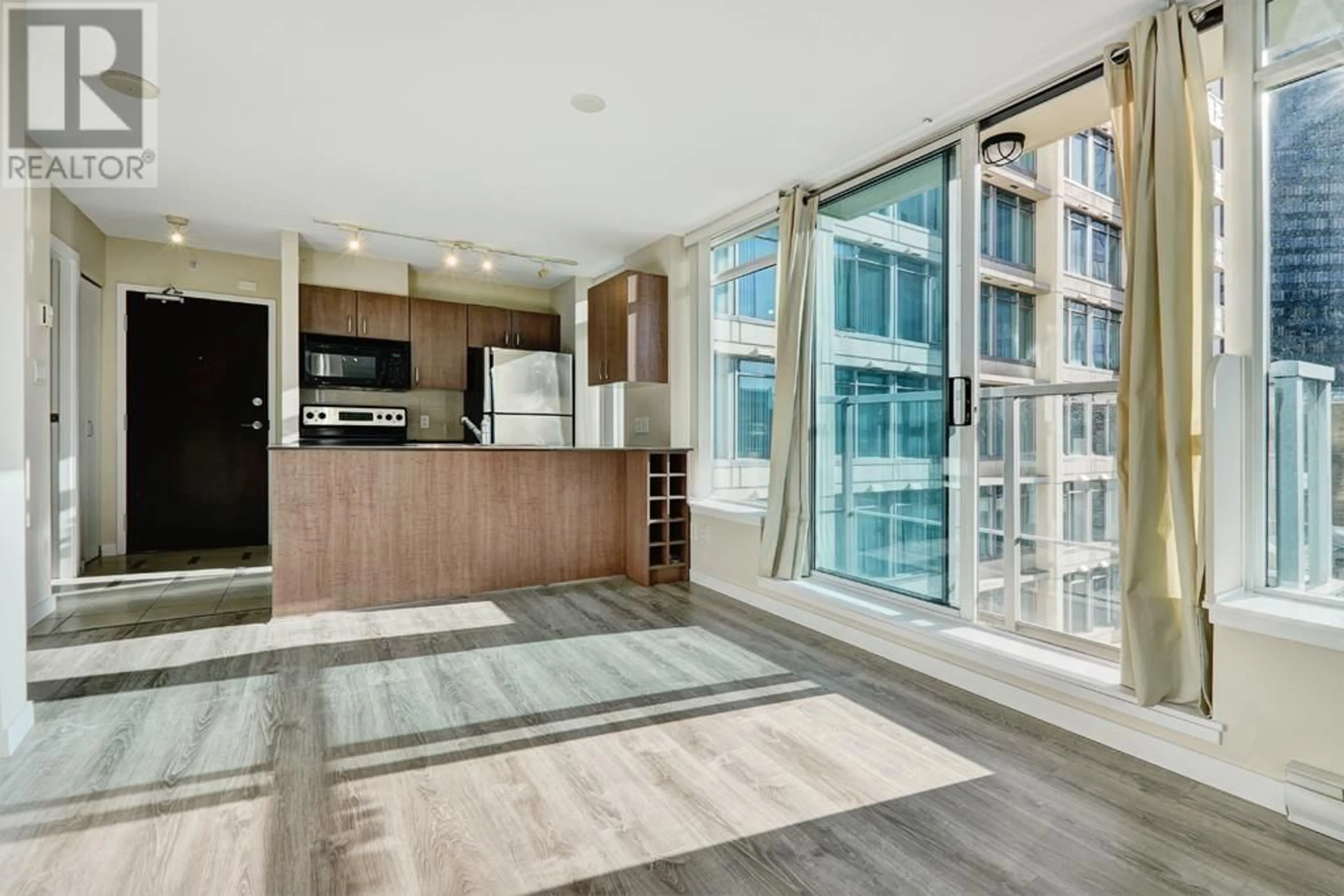 Open concept kitchen, unknown for 1105 - 610 GRANVILLE STREET, Vancouver British Columbia V6C3J3