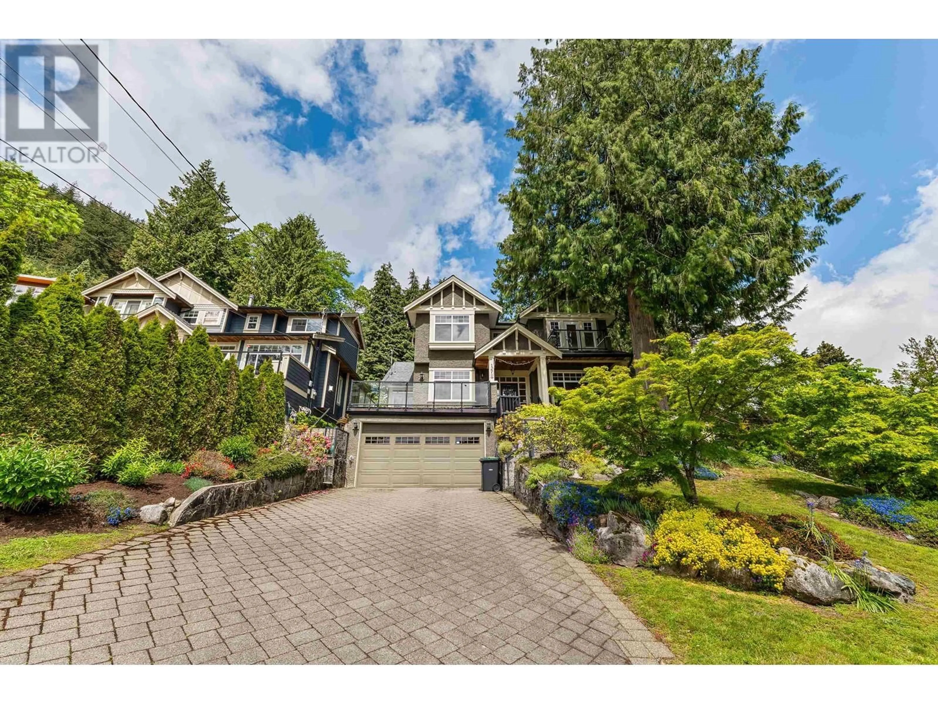 A pic from outside/outdoor area/front of a property/back of a property/a pic from drone, street for 1270 MILL STREET, North Vancouver British Columbia V7K1V2