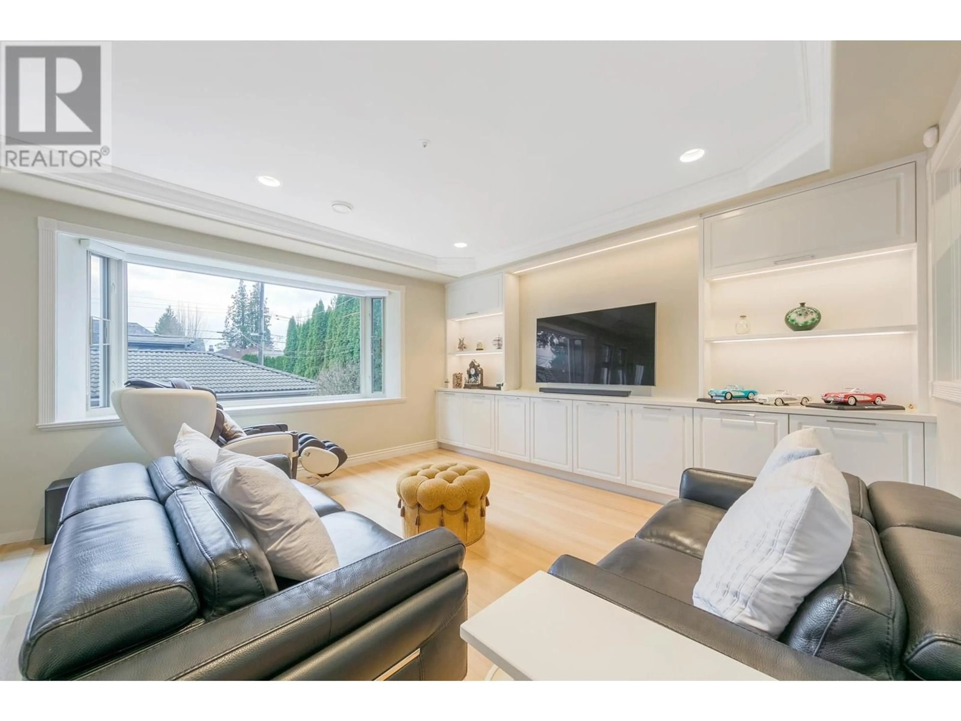Living room with furniture, unknown for 1688 61ST AVENUE, Vancouver British Columbia V6P2C3