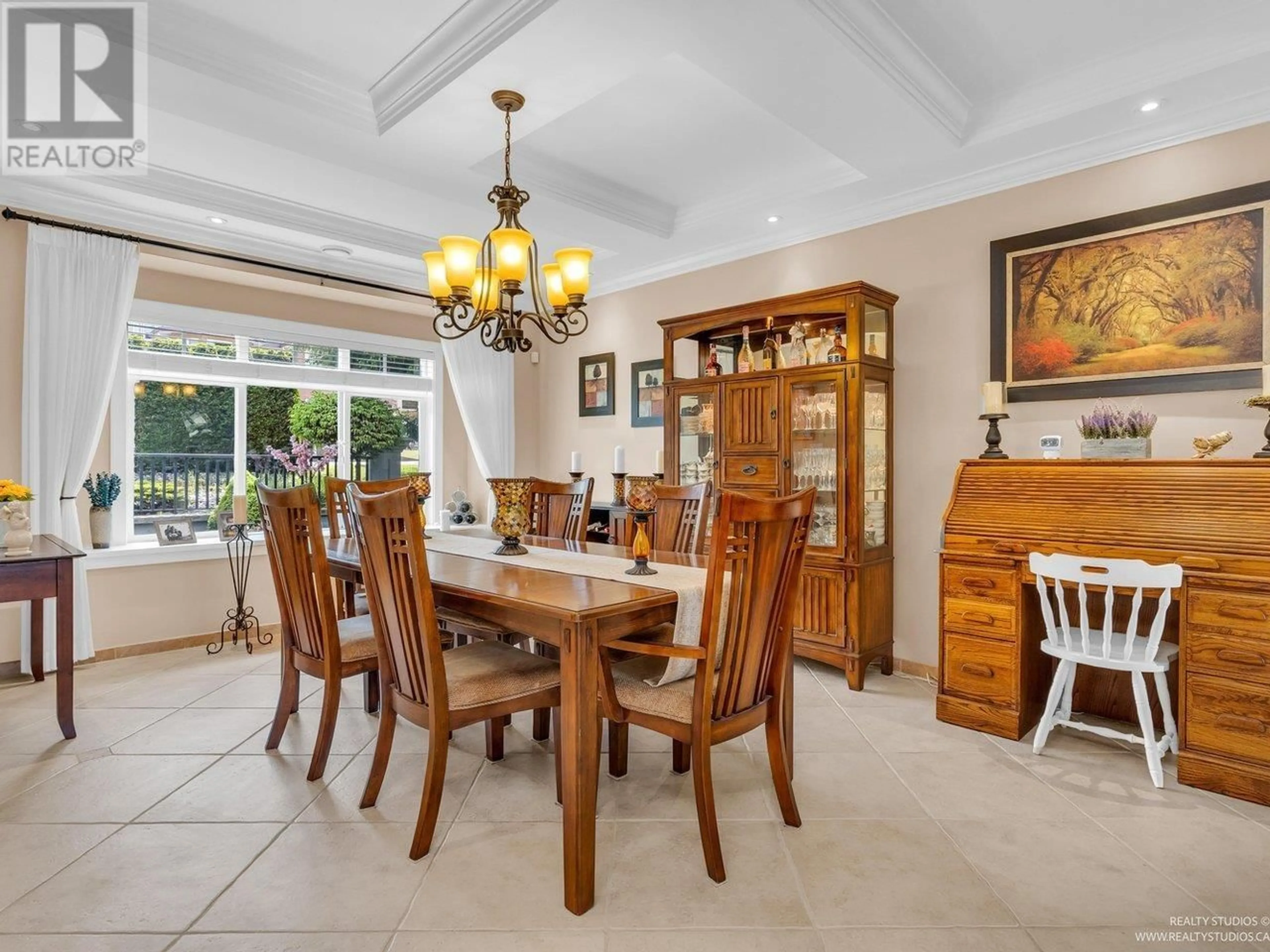 Dining room, ceramic/tile floor for 7227 BARNET ROAD, Burnaby British Columbia V5A1E3