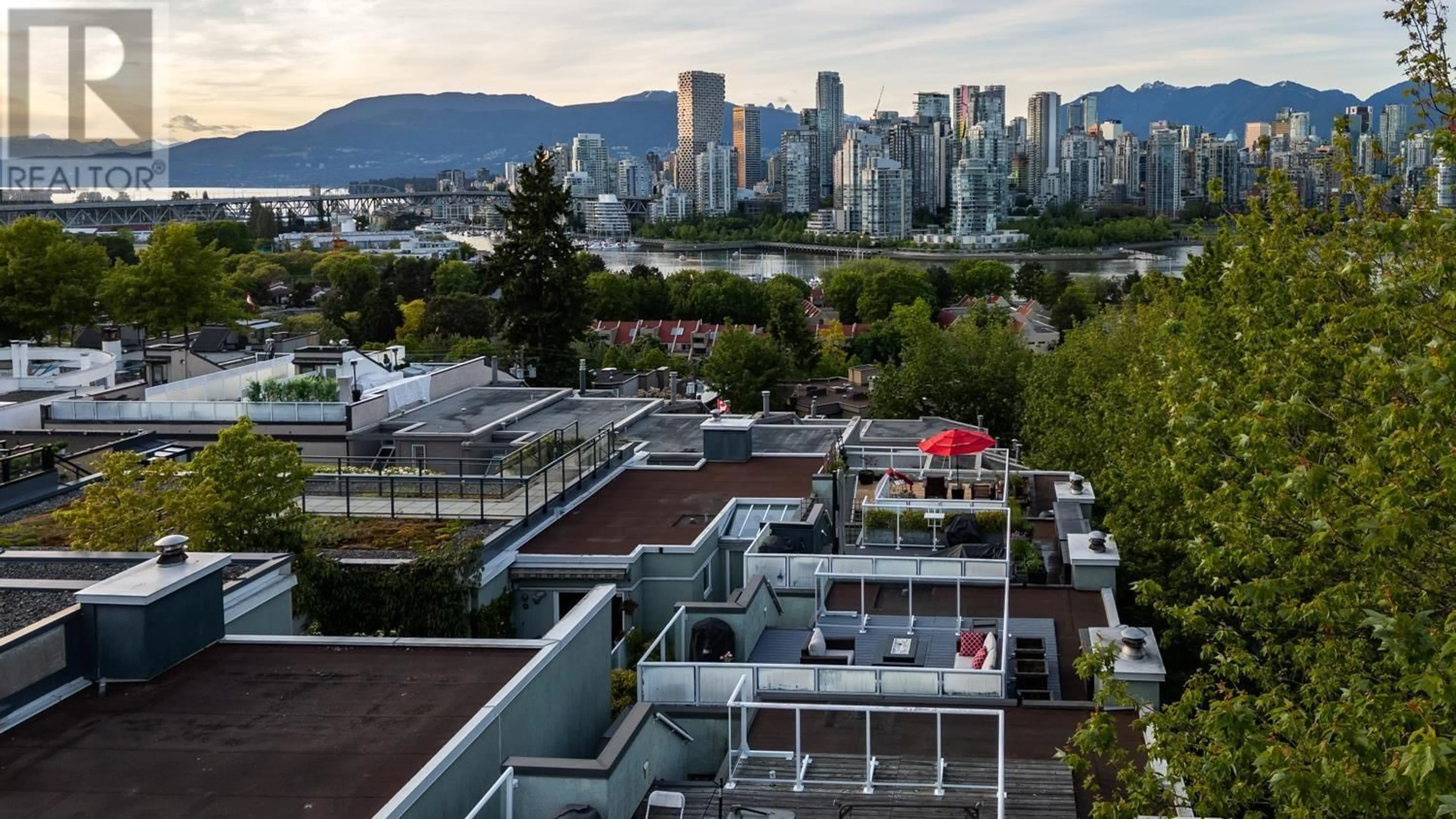 Patio, city buildings view from balcony for 2391 OAK STREET, Vancouver British Columbia V6H2J8