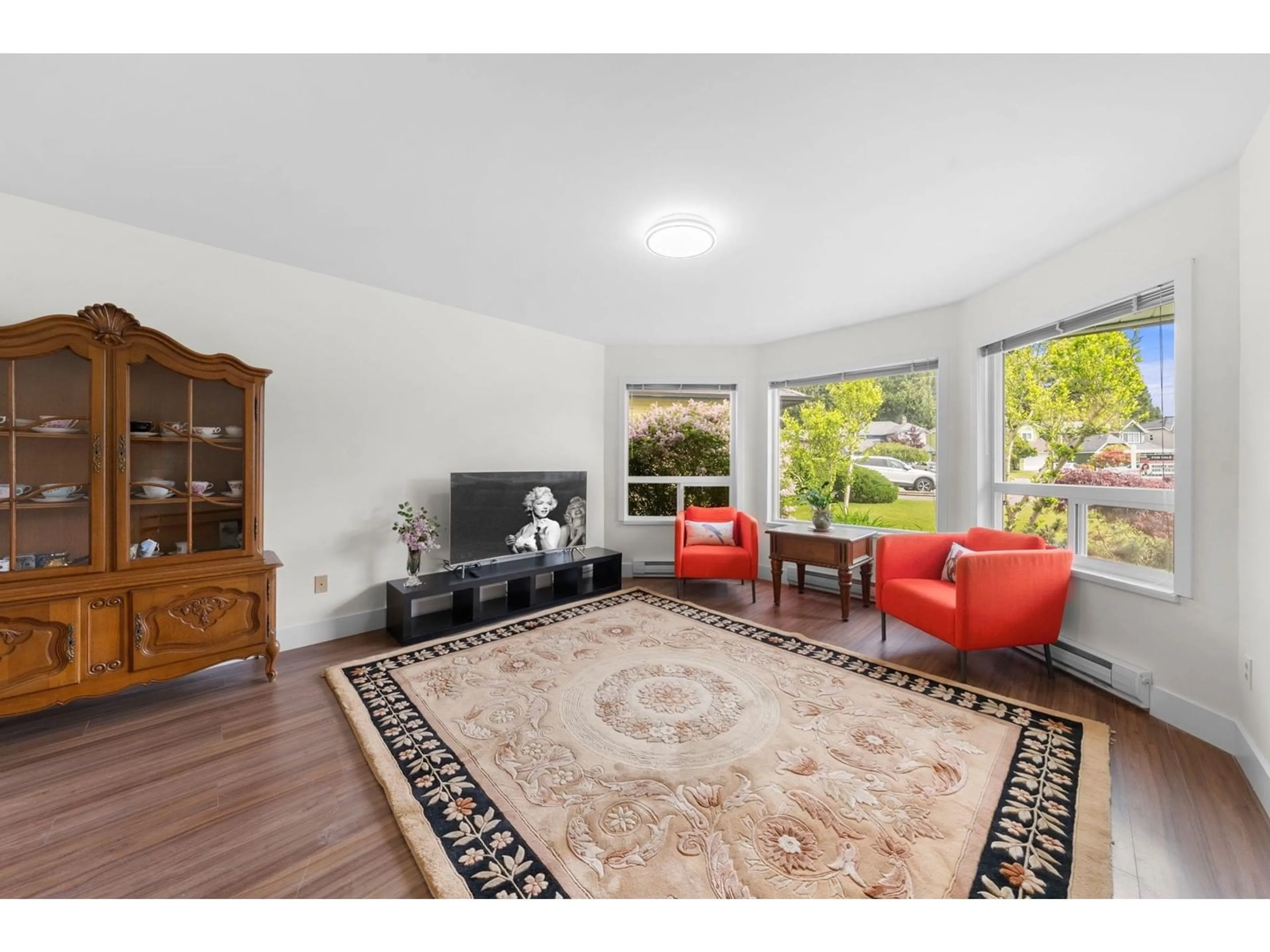 Living room with furniture, unknown for 11818 WOODLYNN, Delta British Columbia V4E3G6
