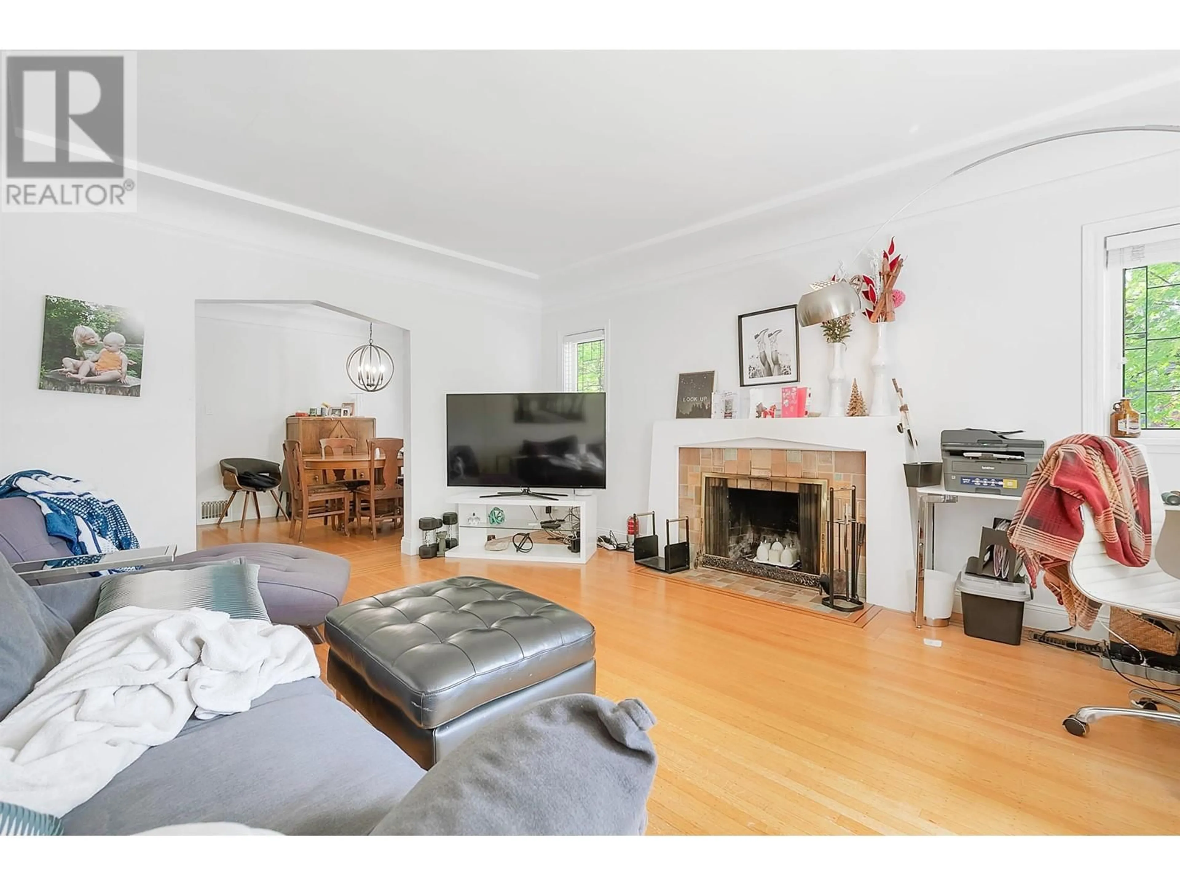 Living room with furniture, unknown for 2903 42ND AVENUE, Vancouver British Columbia V6N3G8