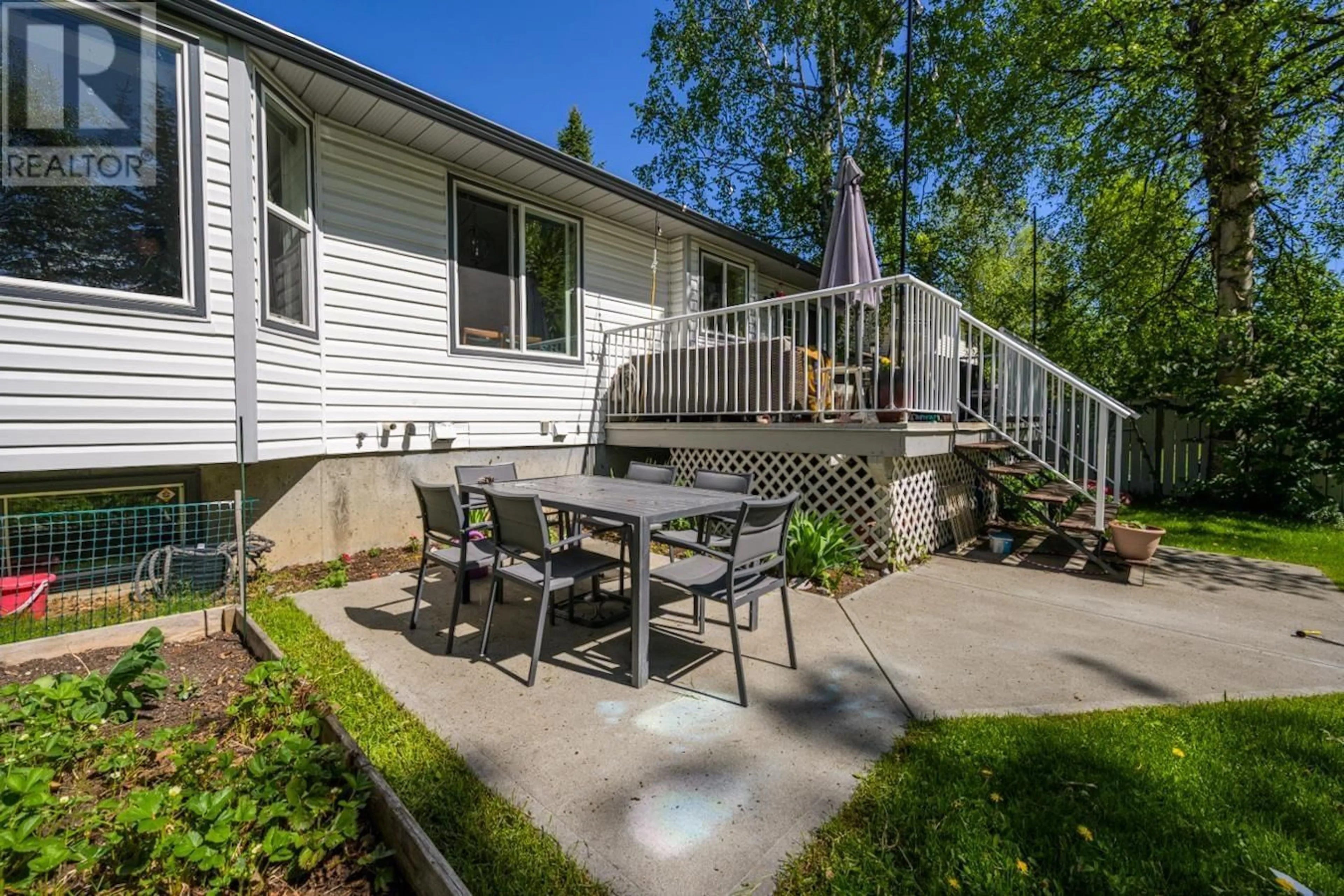 Patio, street for 3099 WHITESAIL PLACE, Prince George British Columbia V2K4E3