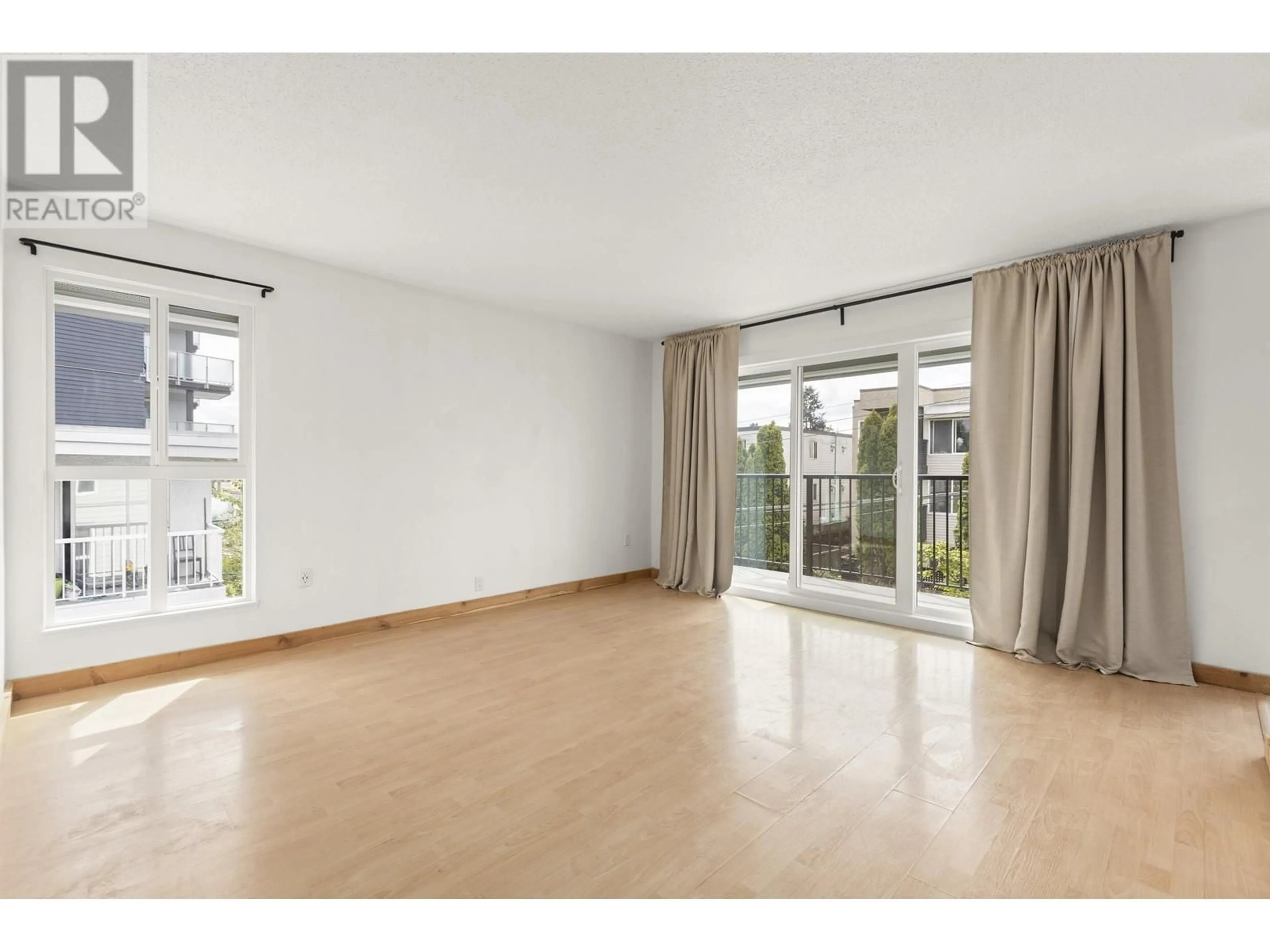 A pic of a room for 306 - 808 8TH AVENUE, Vancouver British Columbia V5T1T5