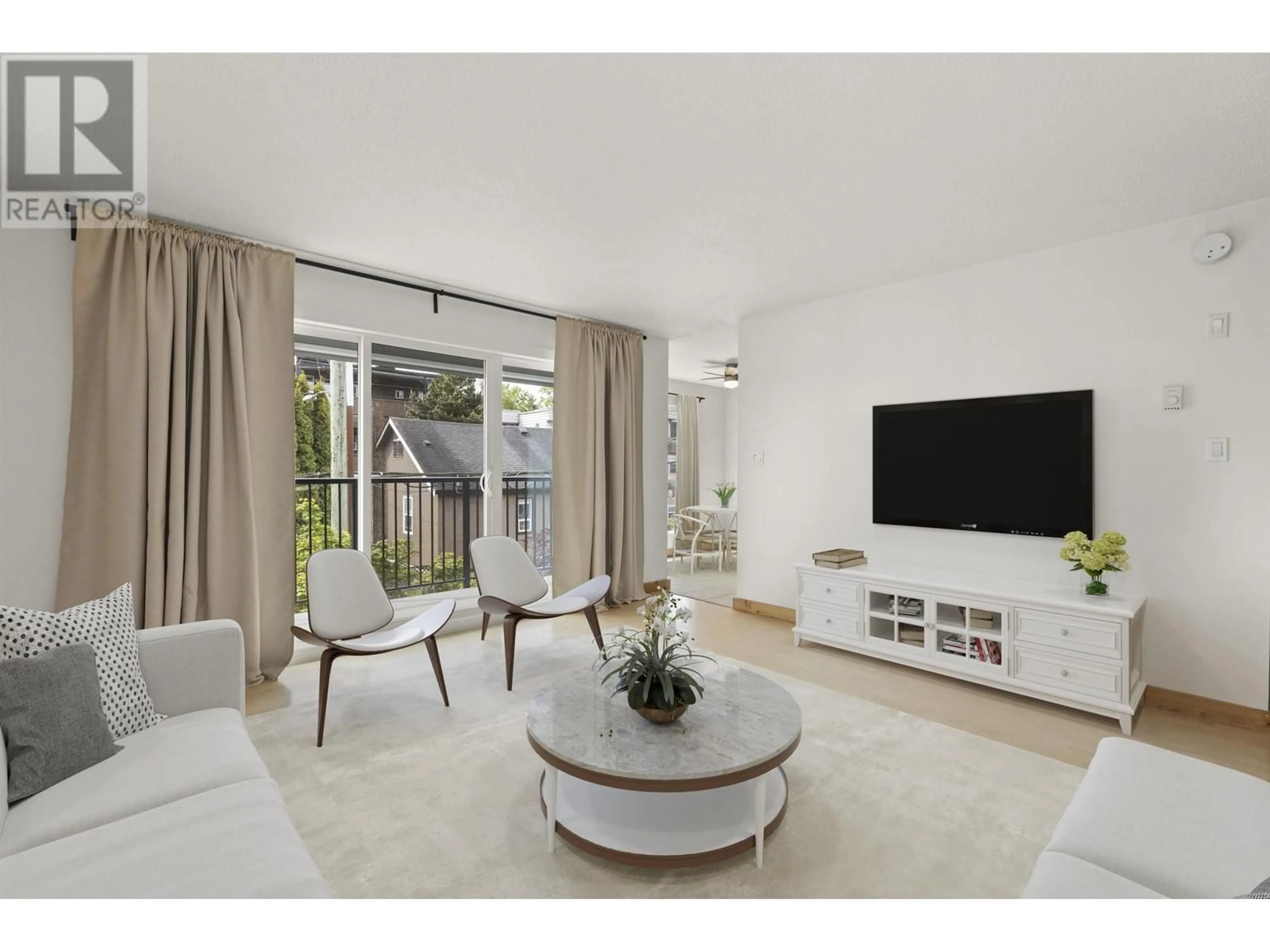 Living room with furniture, unknown for 306 - 808 8TH AVENUE, Vancouver British Columbia V5T1T5