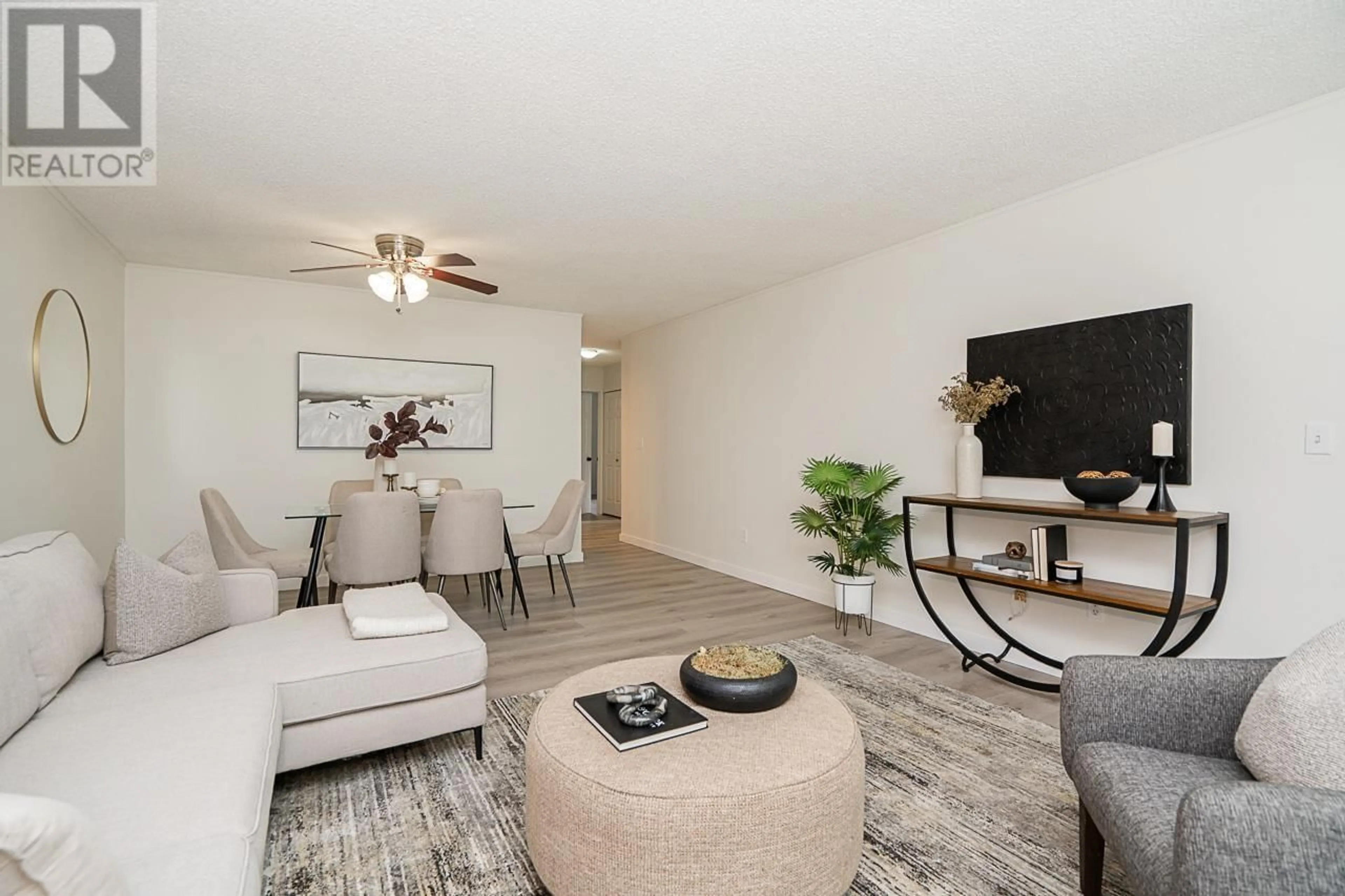 Living room with furniture, unknown for 38 - 8650 CINNAMON DRIVE, Burnaby British Columbia V5A4H7