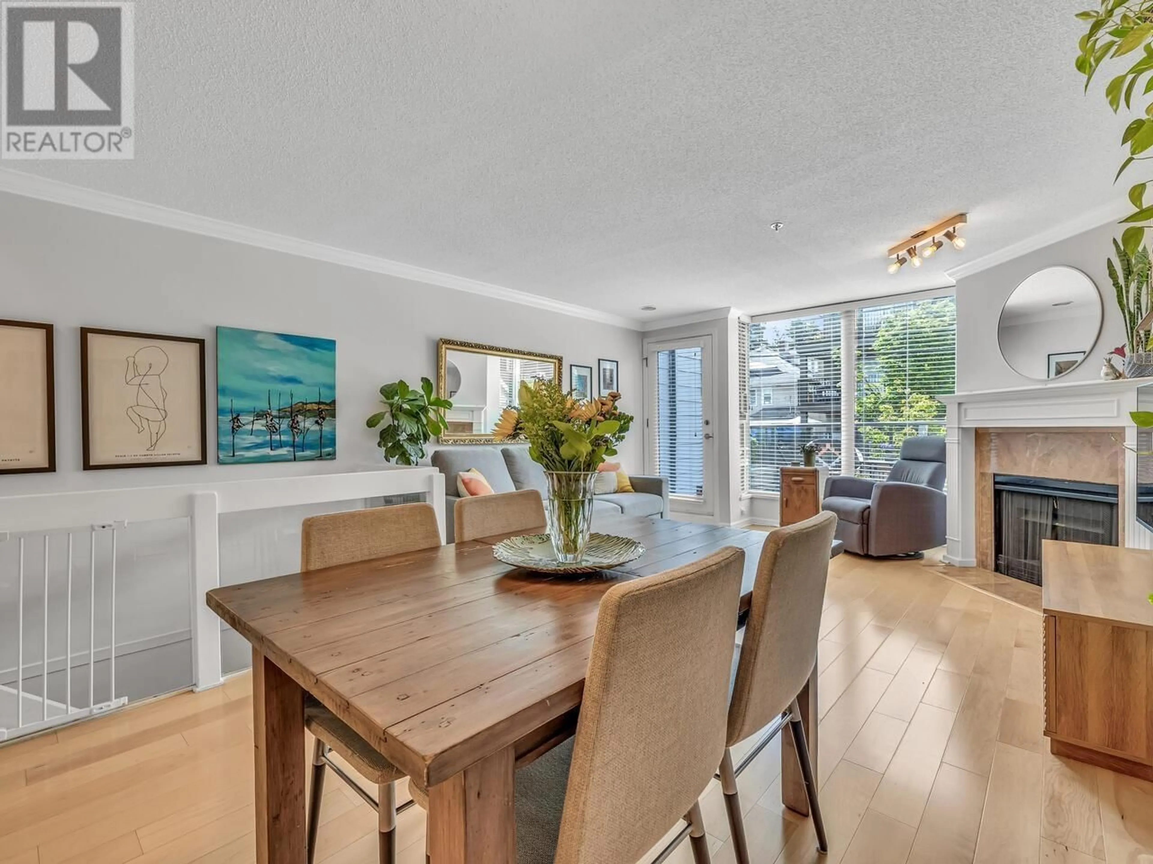 Dining room, wood/laminate floor for 3015 LAUREL STREET, Vancouver British Columbia V5Z3T6