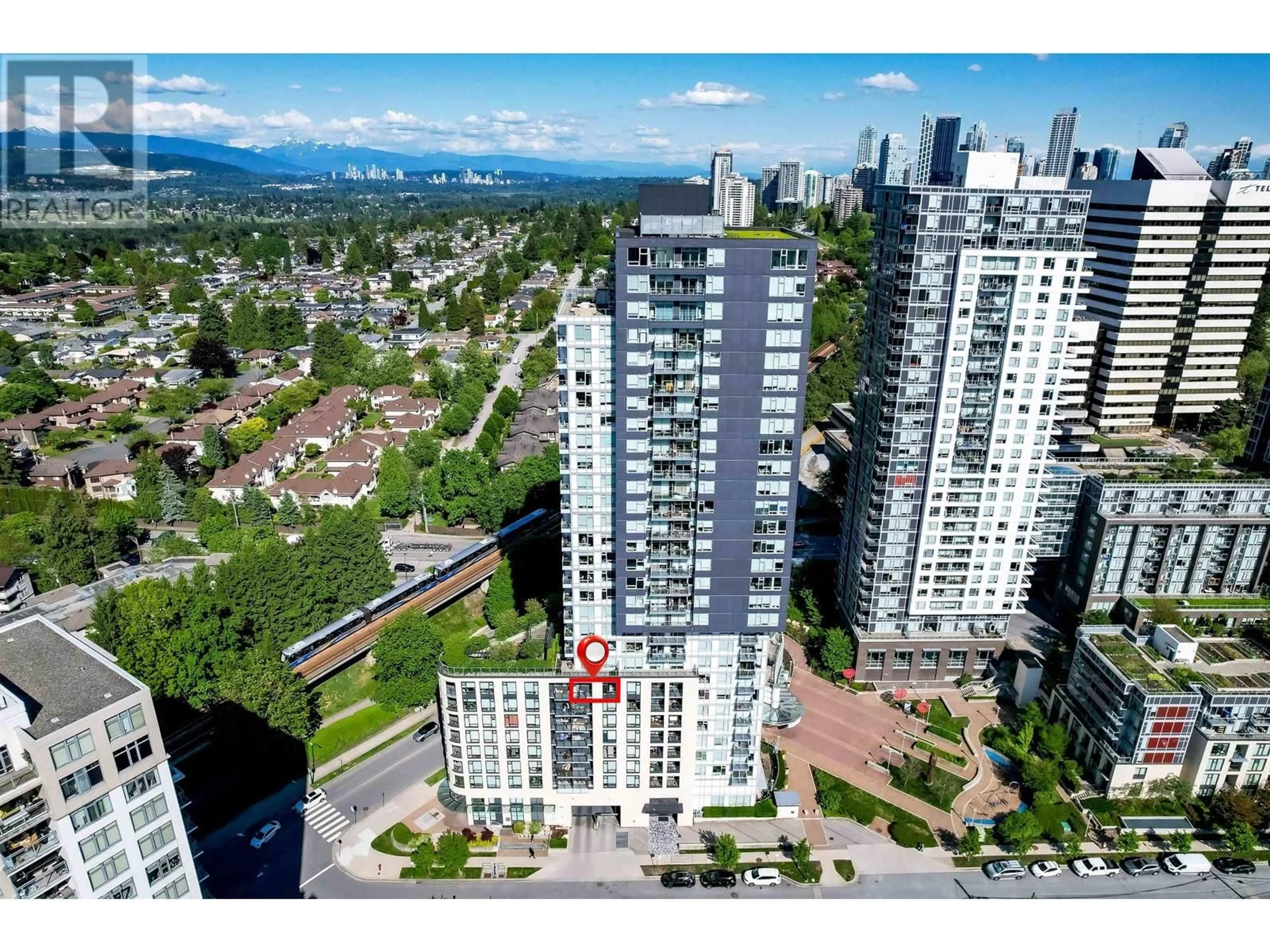 A pic from outside/outdoor area/front of a property/back of a property/a pic from drone, city buildings view from balcony for 1003 - 5470 ORMIDALE STREET, Vancouver British Columbia V5R0G6