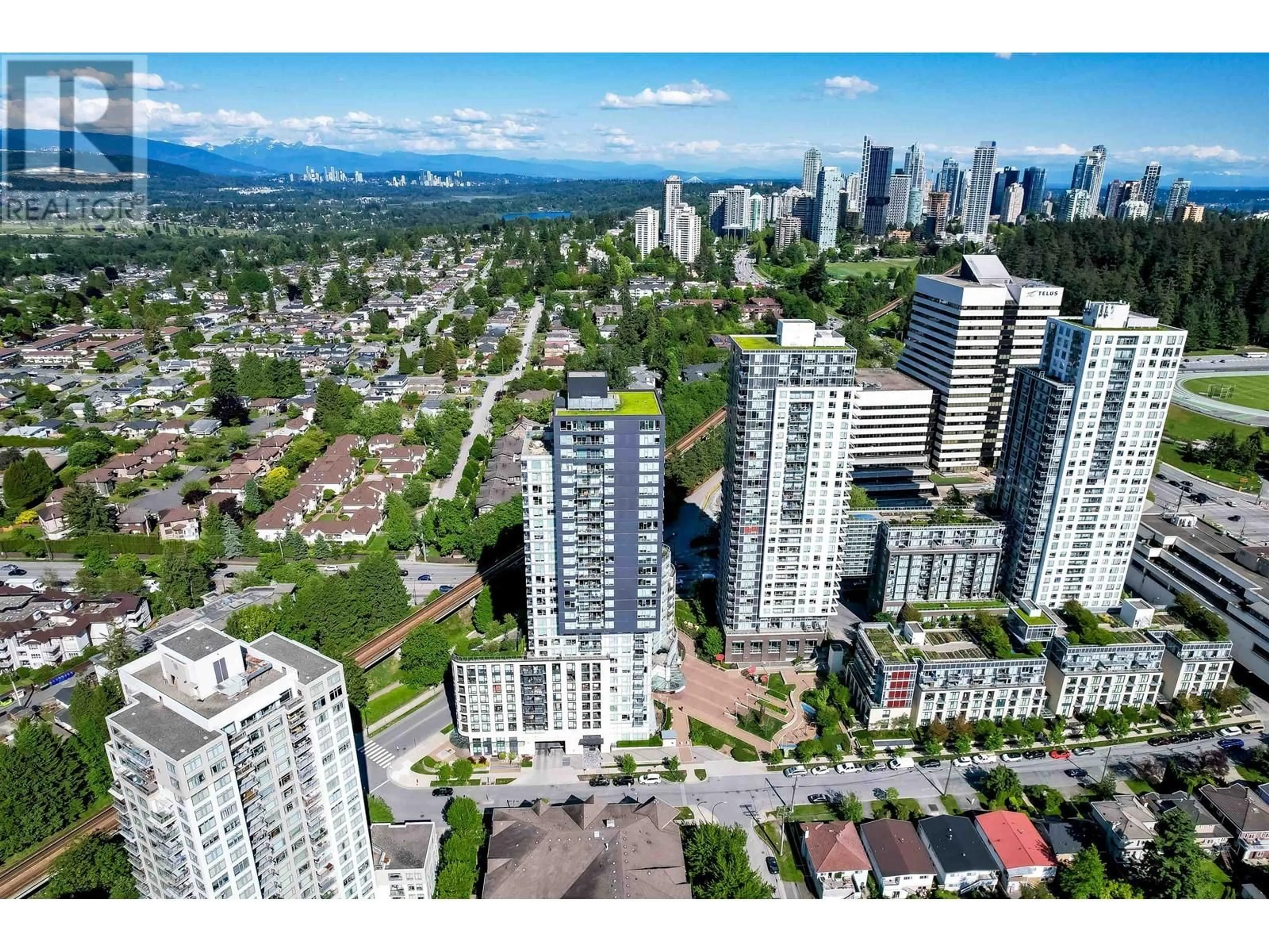 A pic from outside/outdoor area/front of a property/back of a property/a pic from drone, city buildings view from balcony for 1003 - 5470 ORMIDALE STREET, Vancouver British Columbia V5R0G6