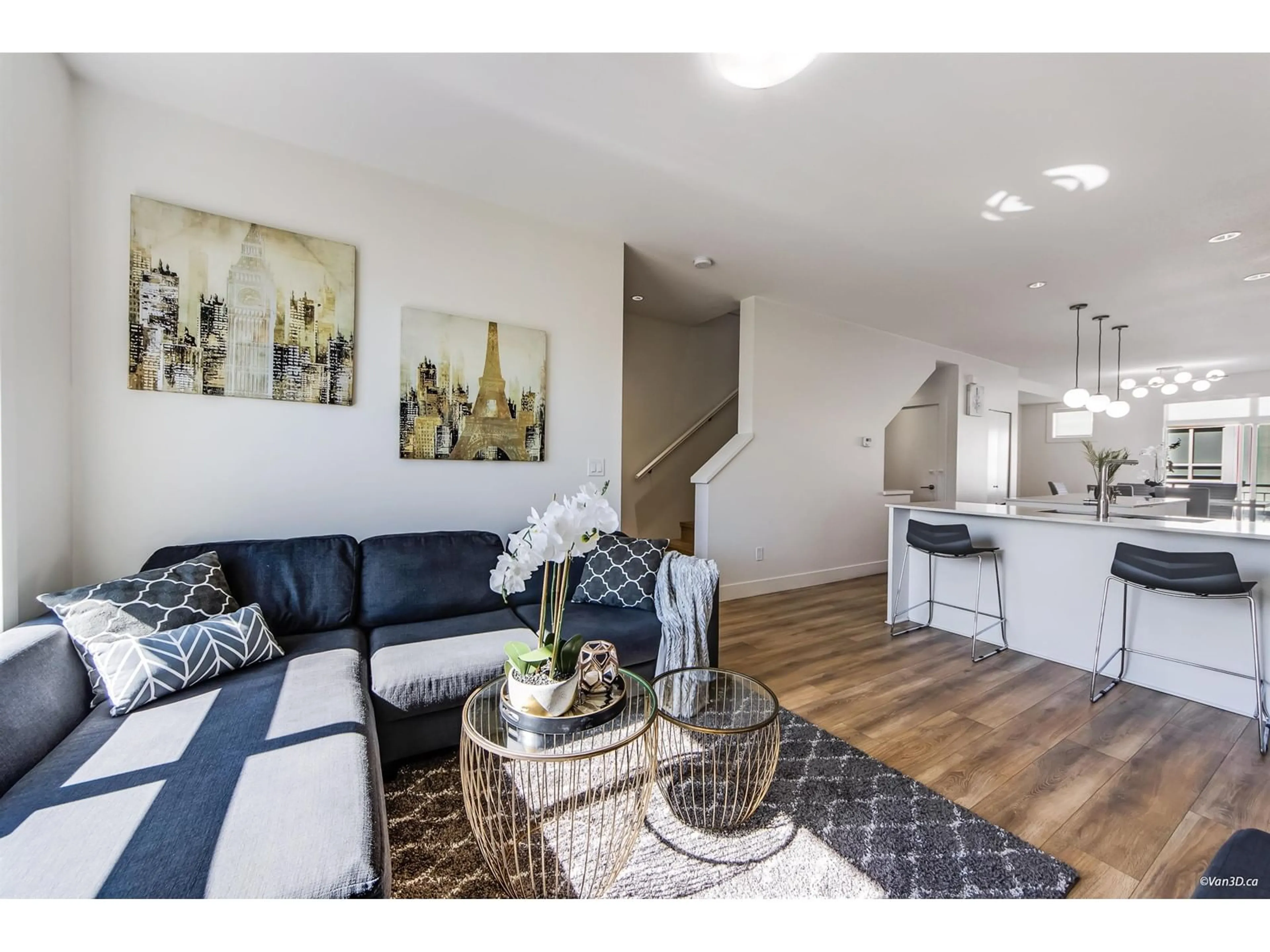 Living room with furniture, unknown for 71 - 16561 17A, Surrey British Columbia V3Z1J3