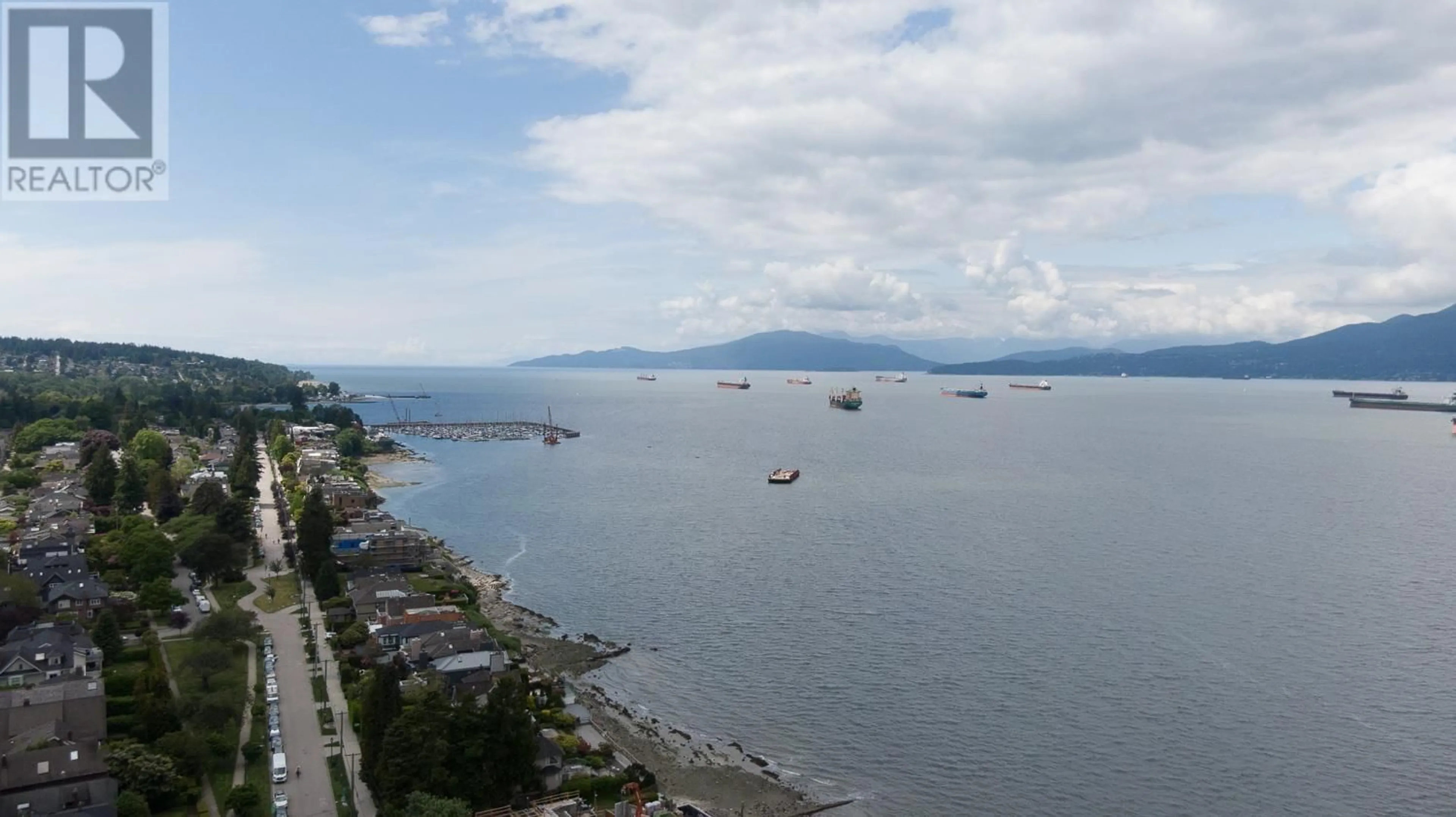 Blurry image for 2988 POINT GREY ROAD, Vancouver British Columbia V6K1B1