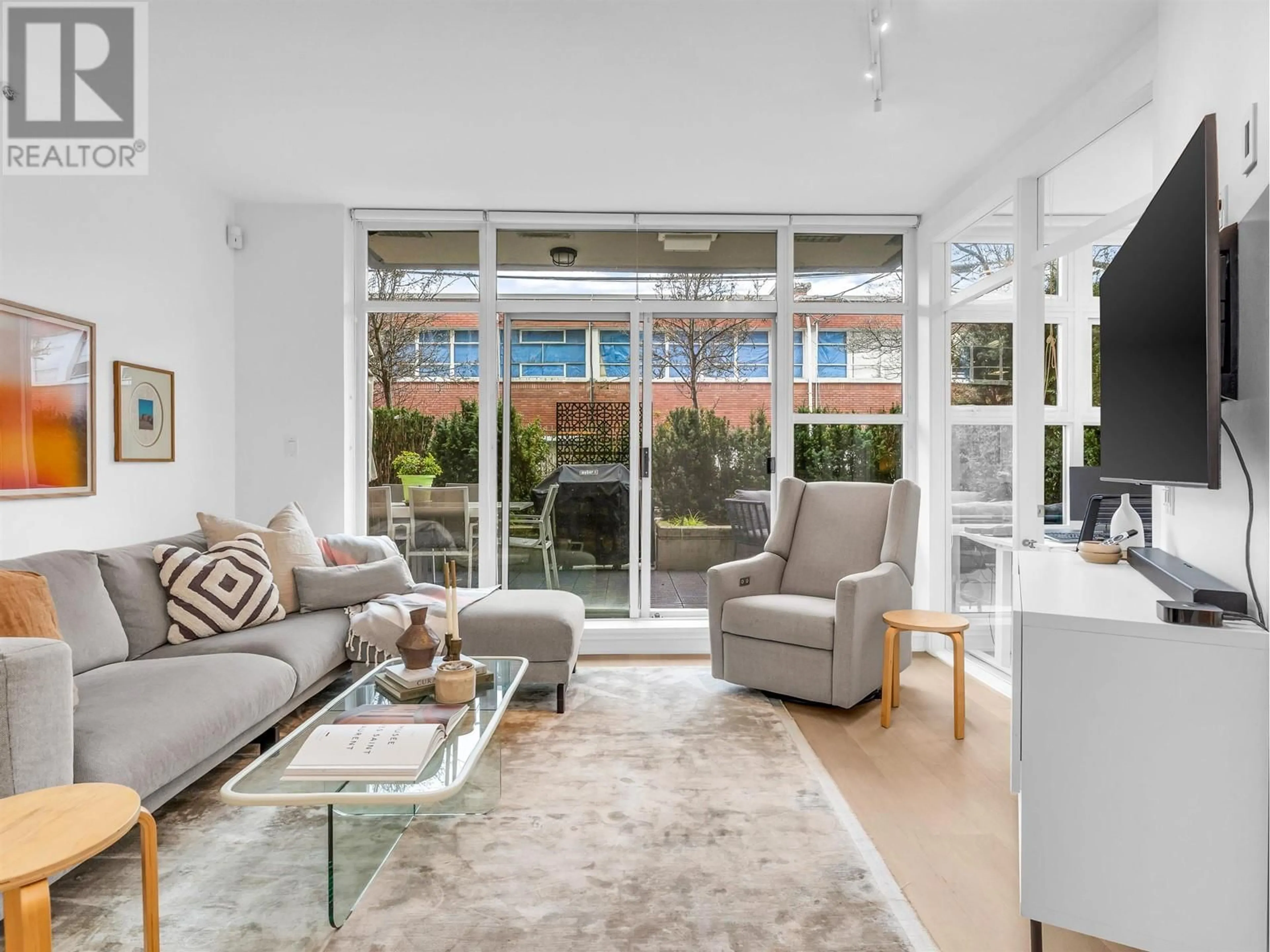 Living room with furniture, unknown for 201 - 298 11TH AVENUE, Vancouver British Columbia V5T0A2