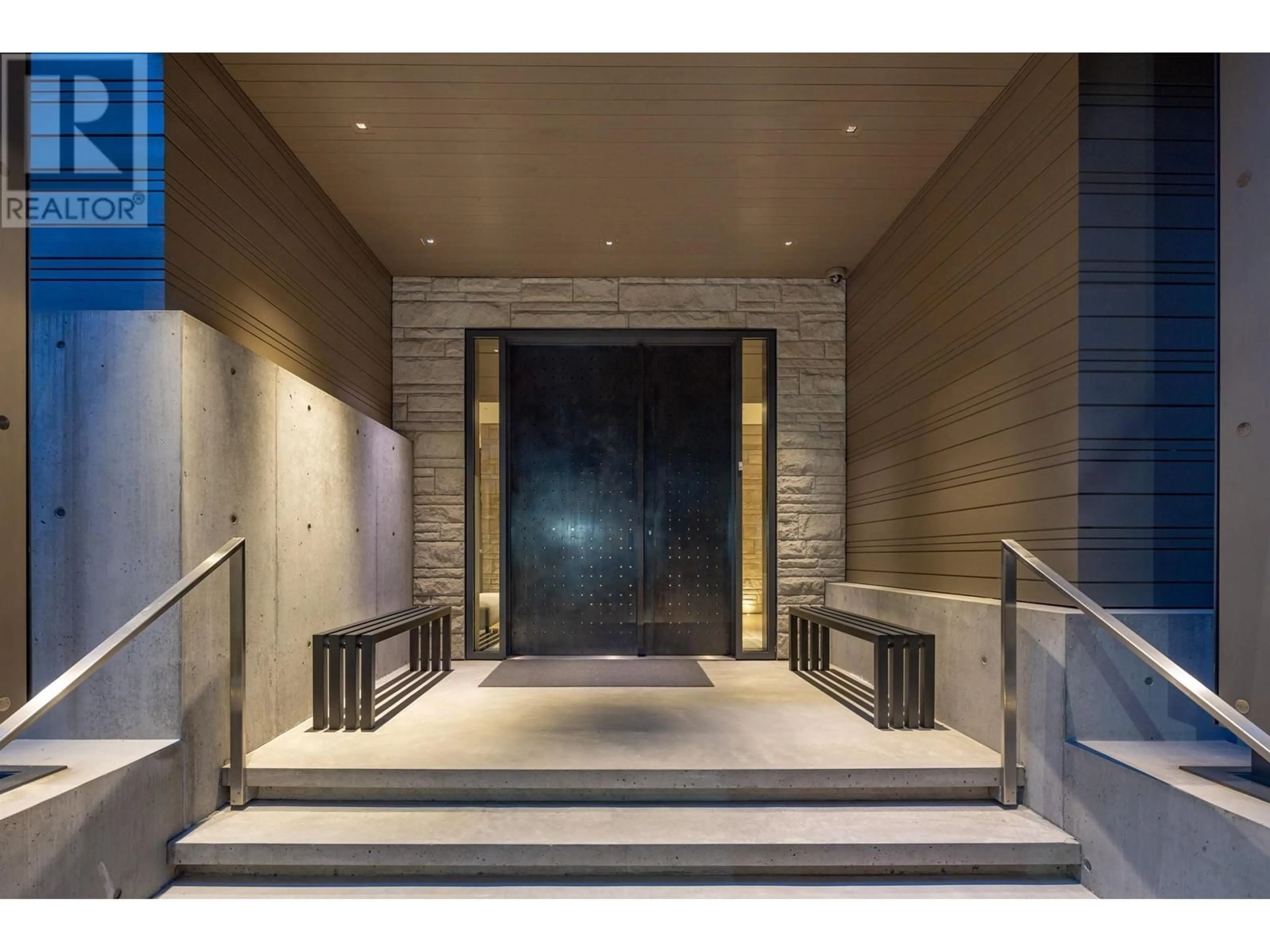 Indoor foyer for 6330 MACDONALD STREET, Vancouver British Columbia V6N1E6