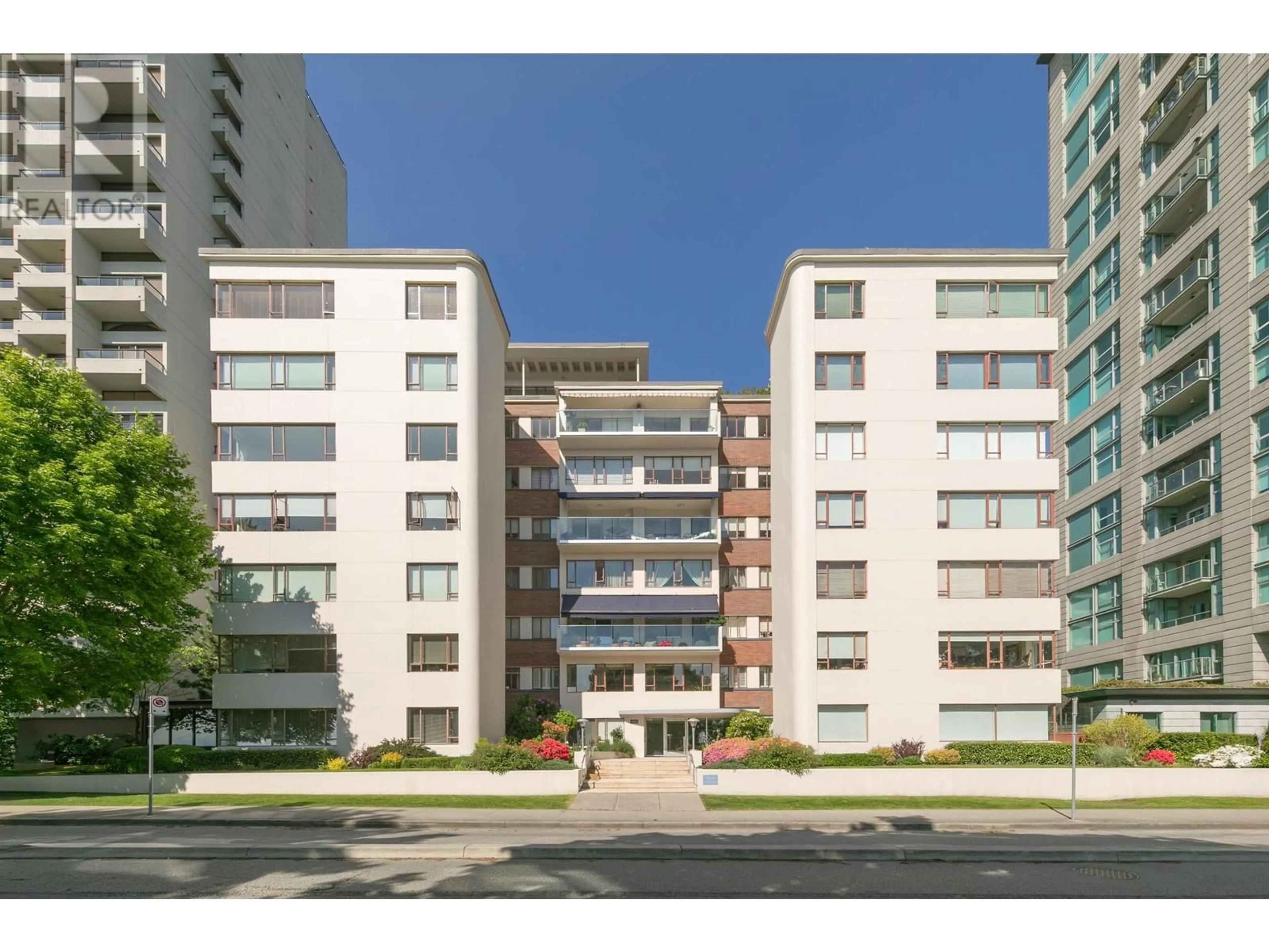 Unknown for 301 - 1949 BEACH AVENUE, Vancouver British Columbia V6G1Z2