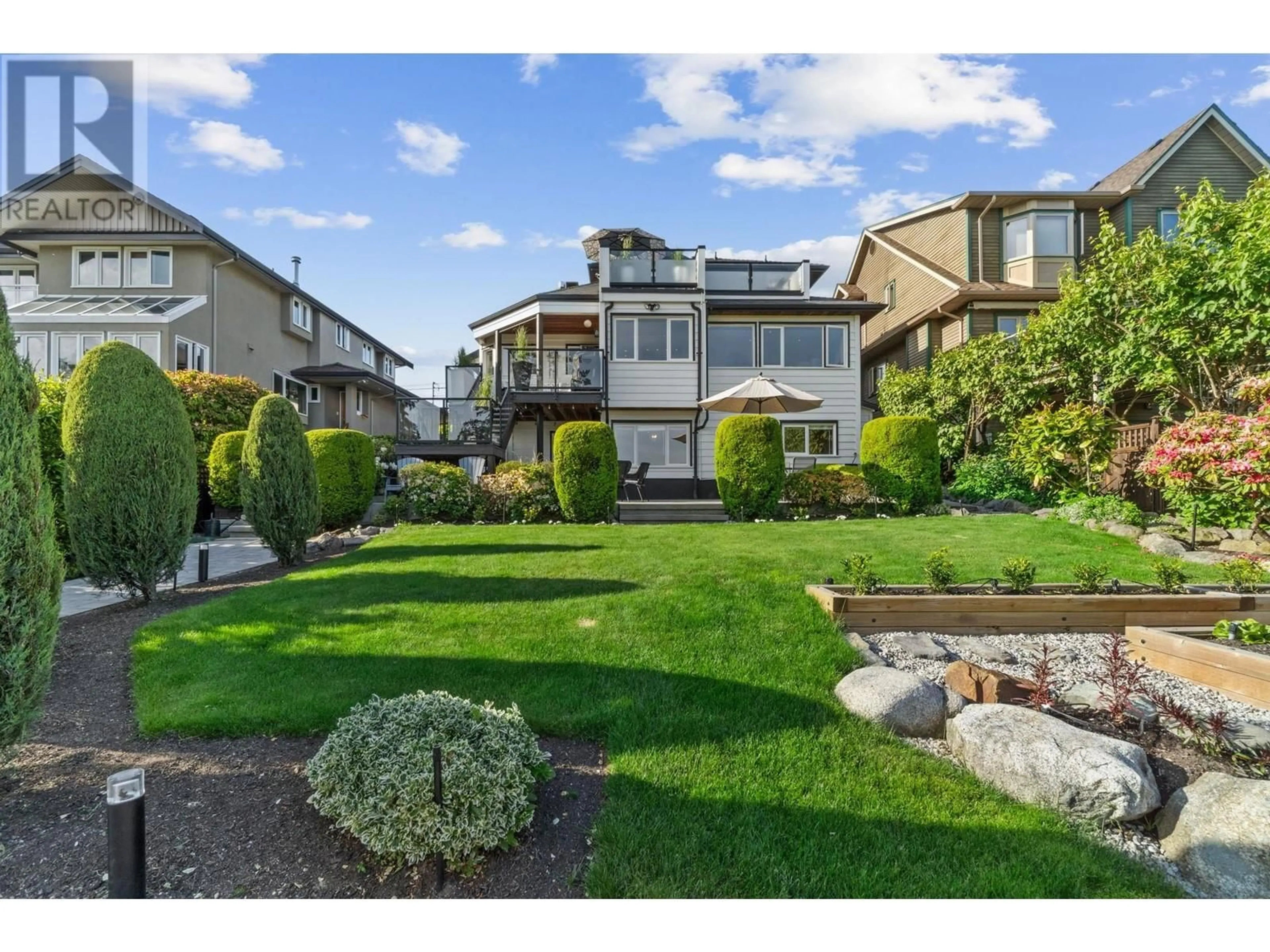 Unknown for 4208 SOUTHWOOD STREET, Burnaby British Columbia V5J2E9
