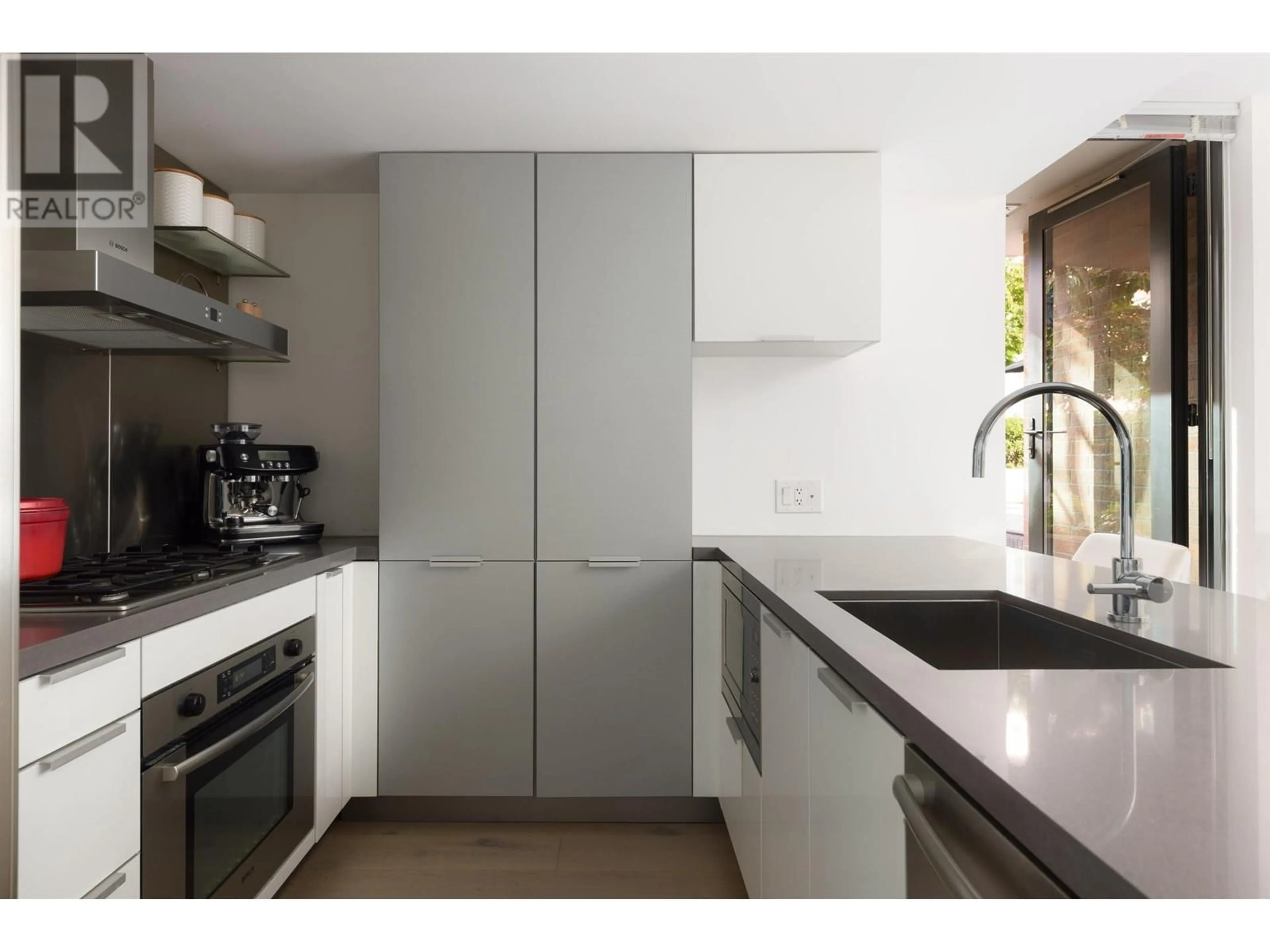 Standard kitchen, unknown for 1103 - 788 RICHARDS STREET, Vancouver British Columbia V6B0C7