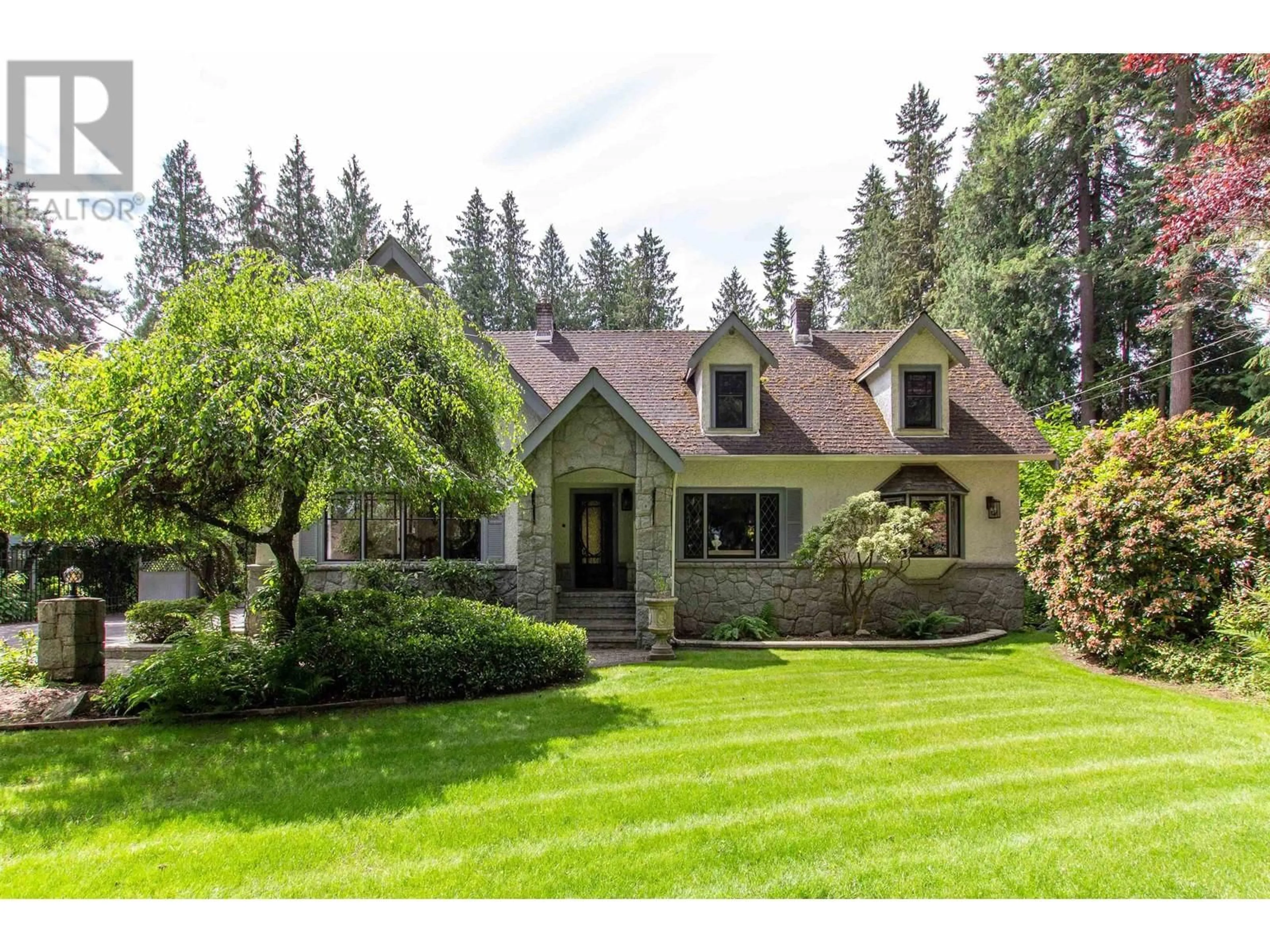 Home with vinyl exterior material, unknown for 21528 124 AVENUE, Maple Ridge British Columbia V2X4H3