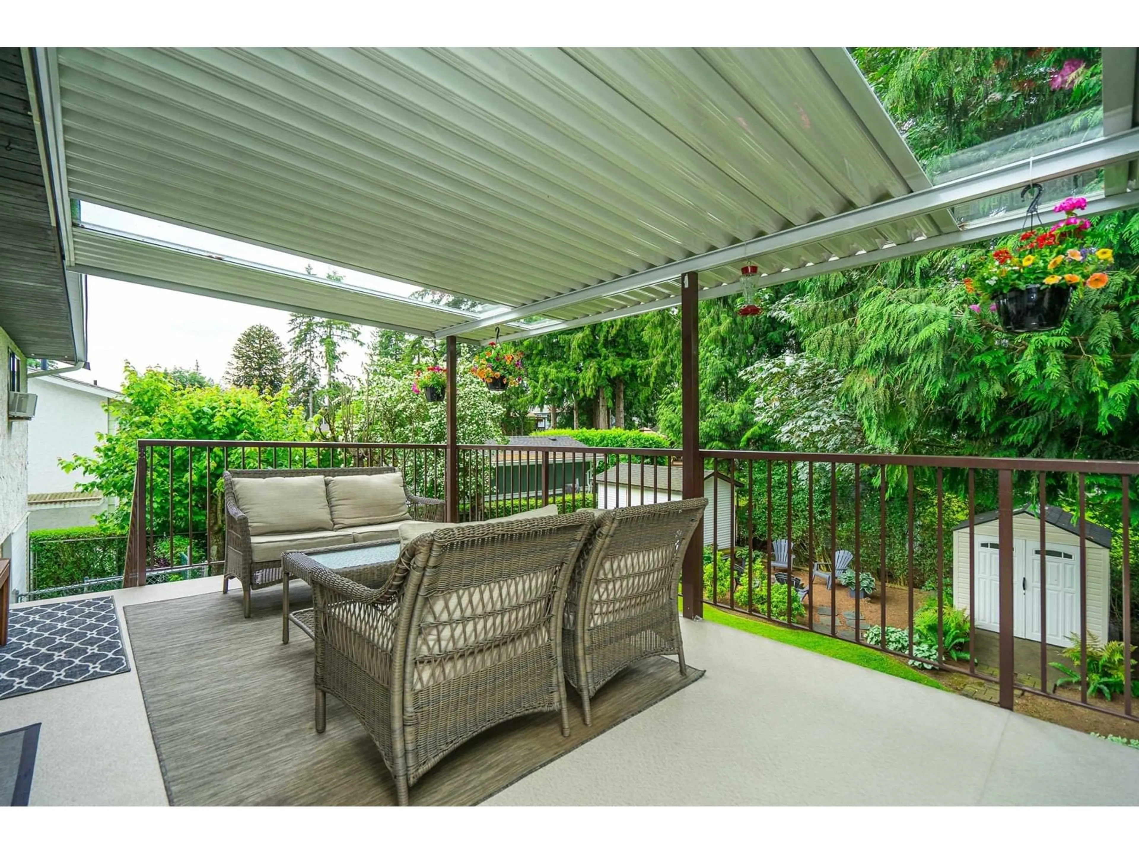 Patio, unknown for 4530 202, Langley British Columbia V3A6M7
