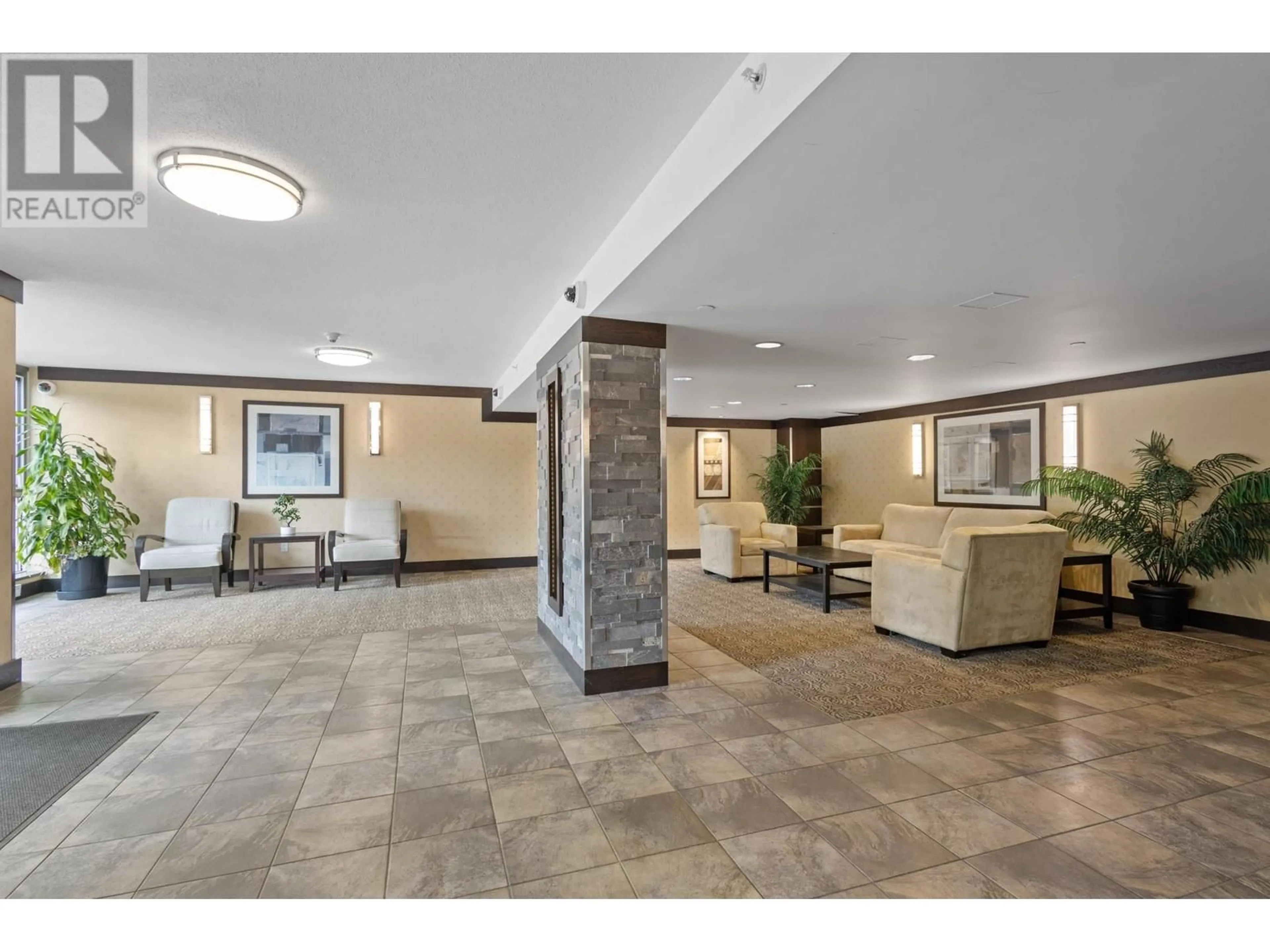 Lobby for 903 - 235 GUILDFORD WAY, Port Moody British Columbia V3H5L8
